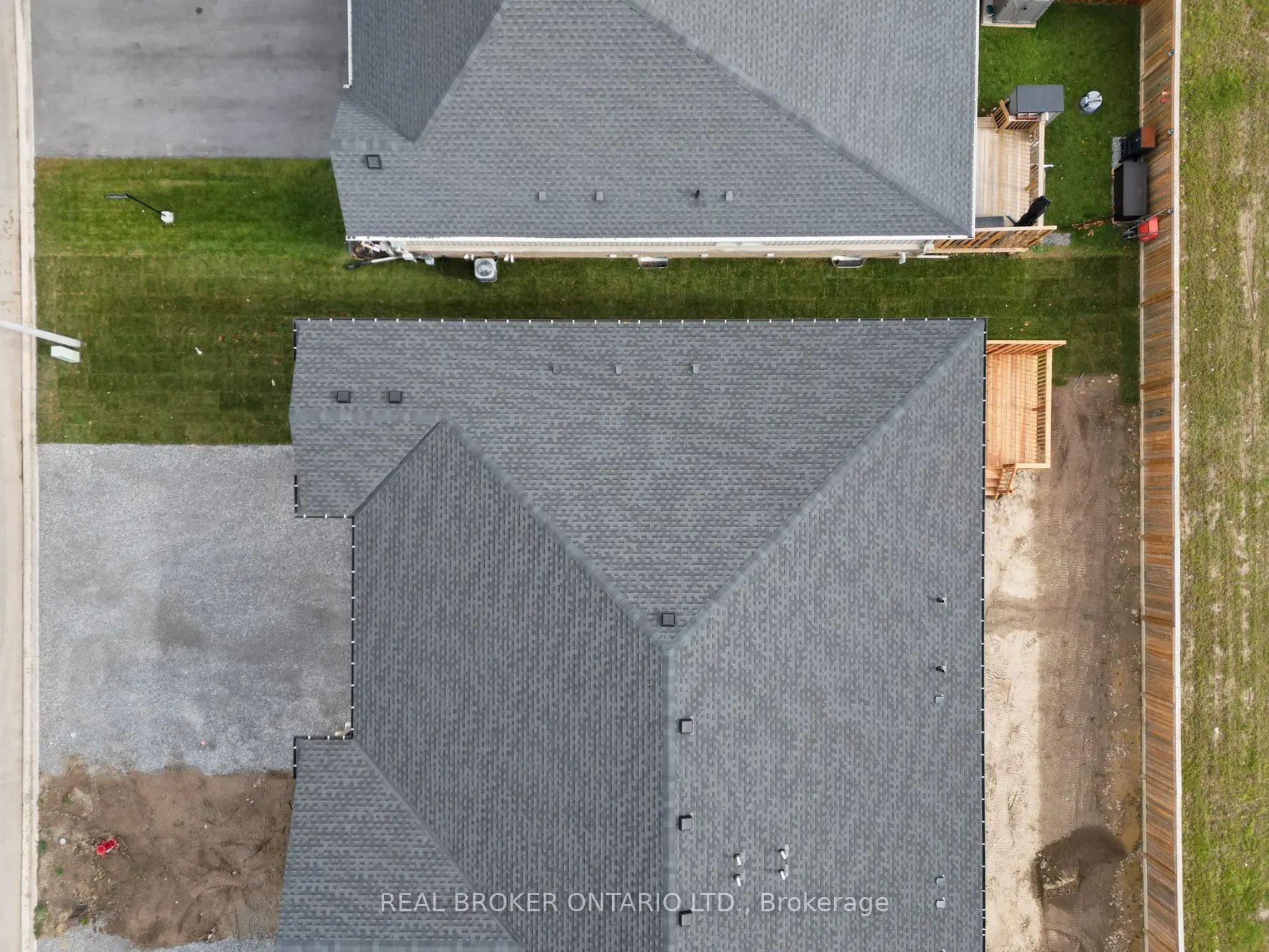 26 AUSTIN Drive