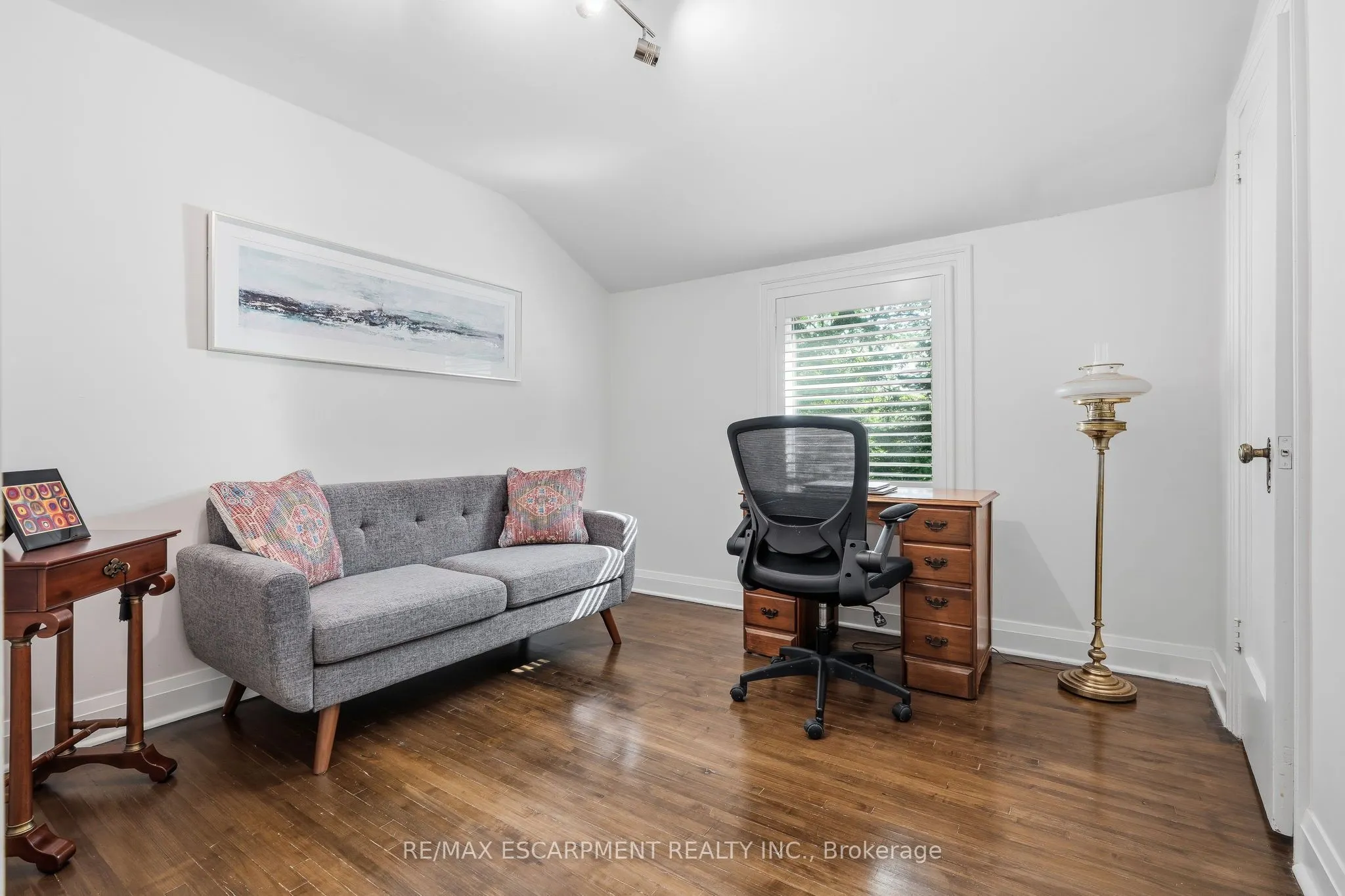 13 Allan Avenue
