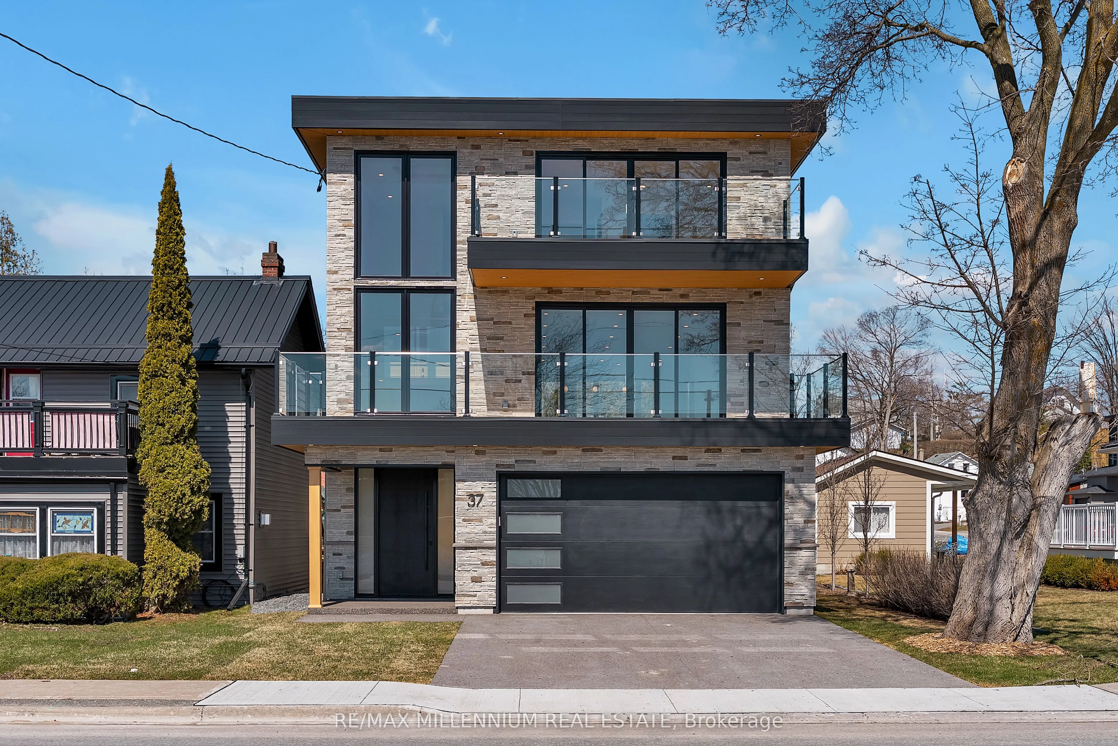 37 Front Street