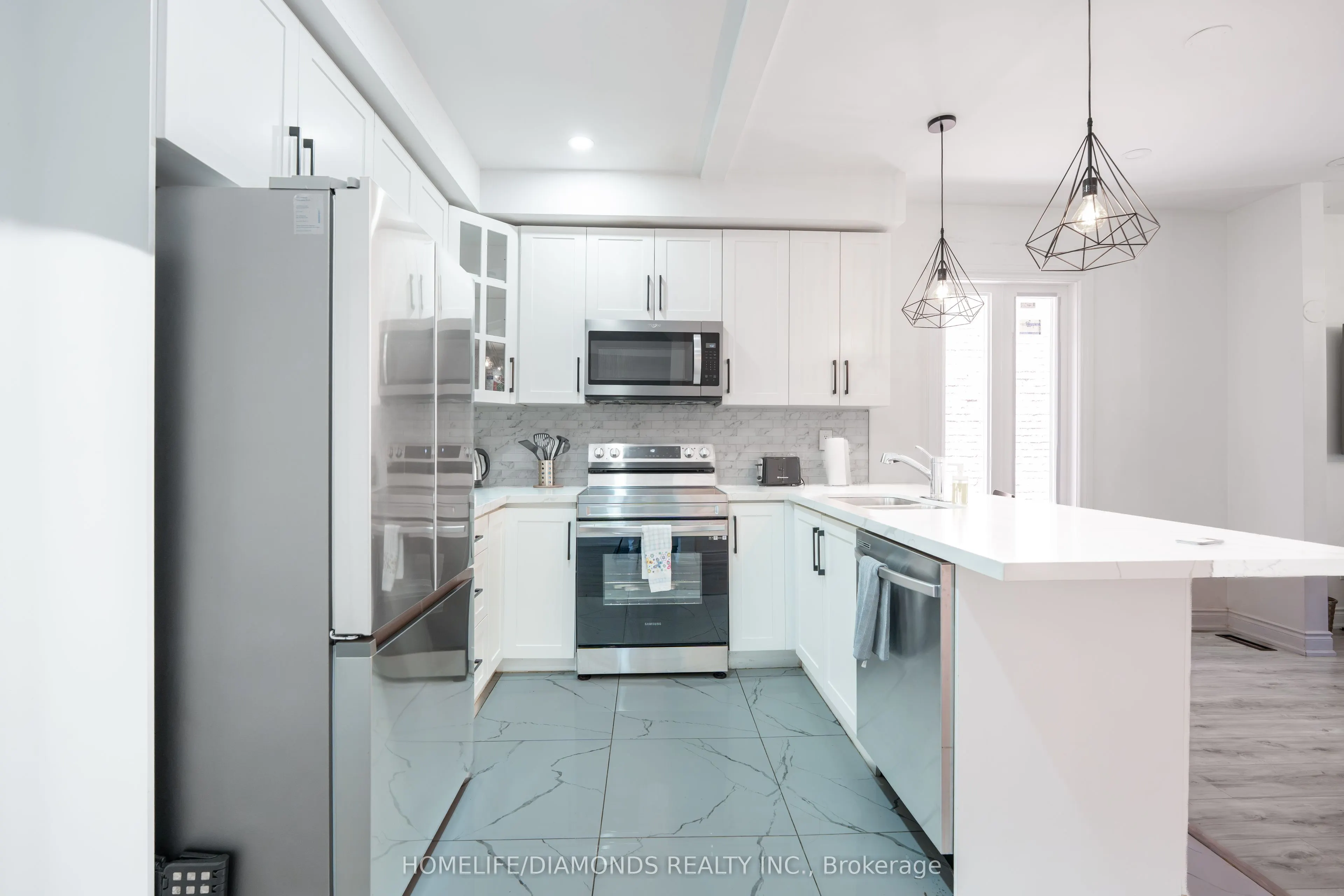 20 SOMERSET Avenue