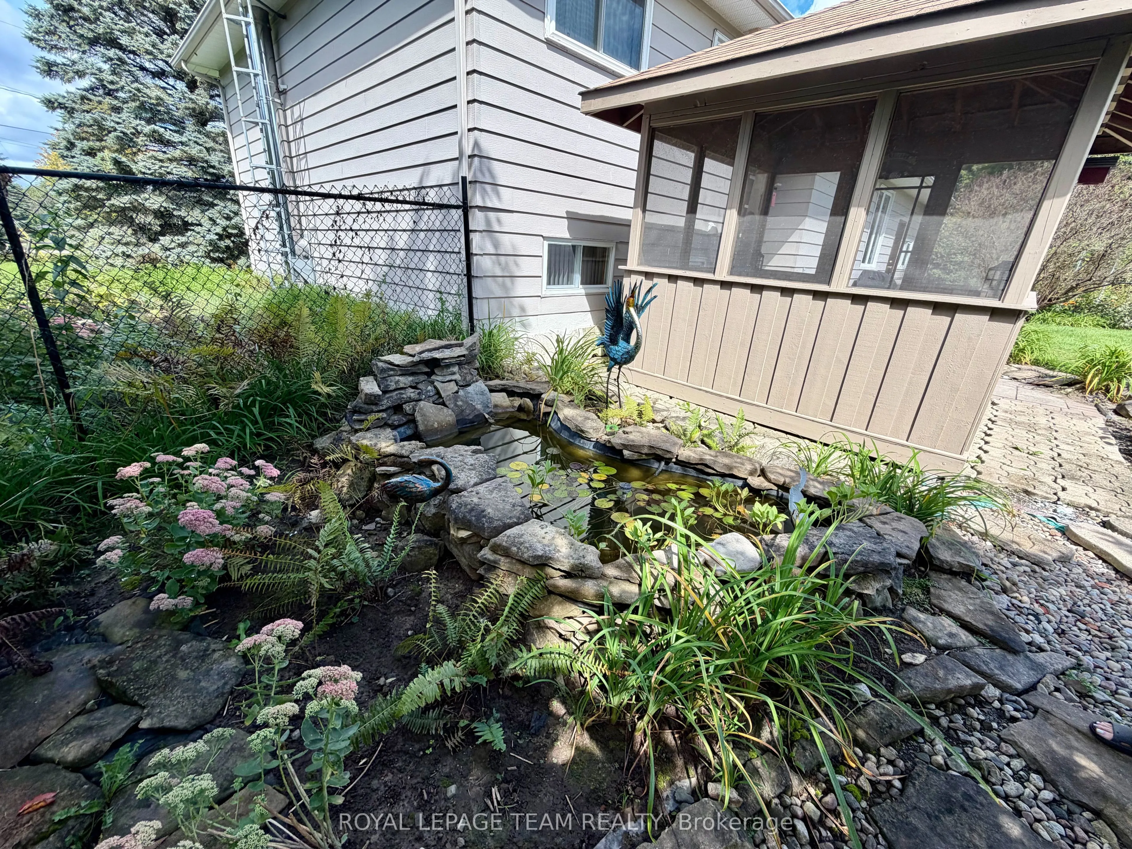 670 Van Buren Street