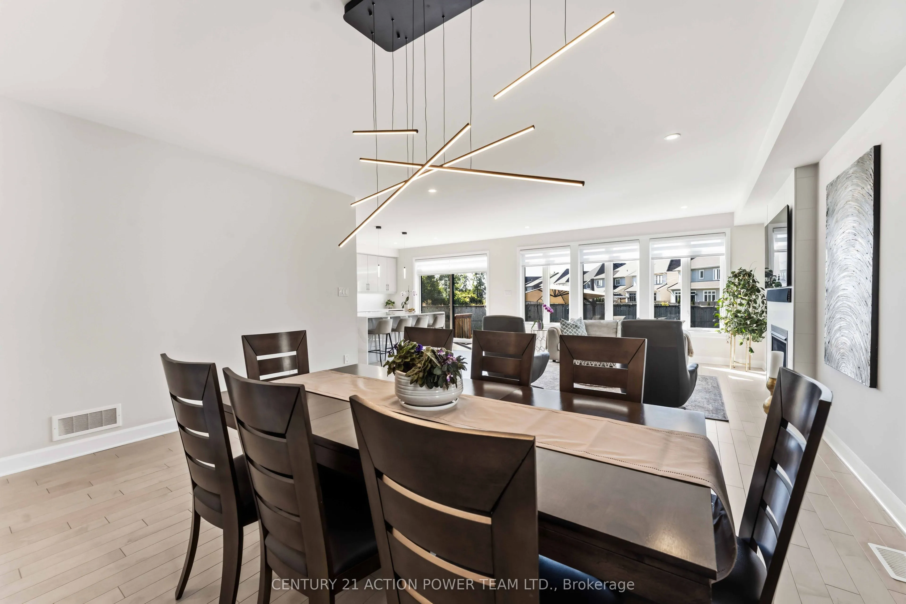 644 Moonflower Crescent