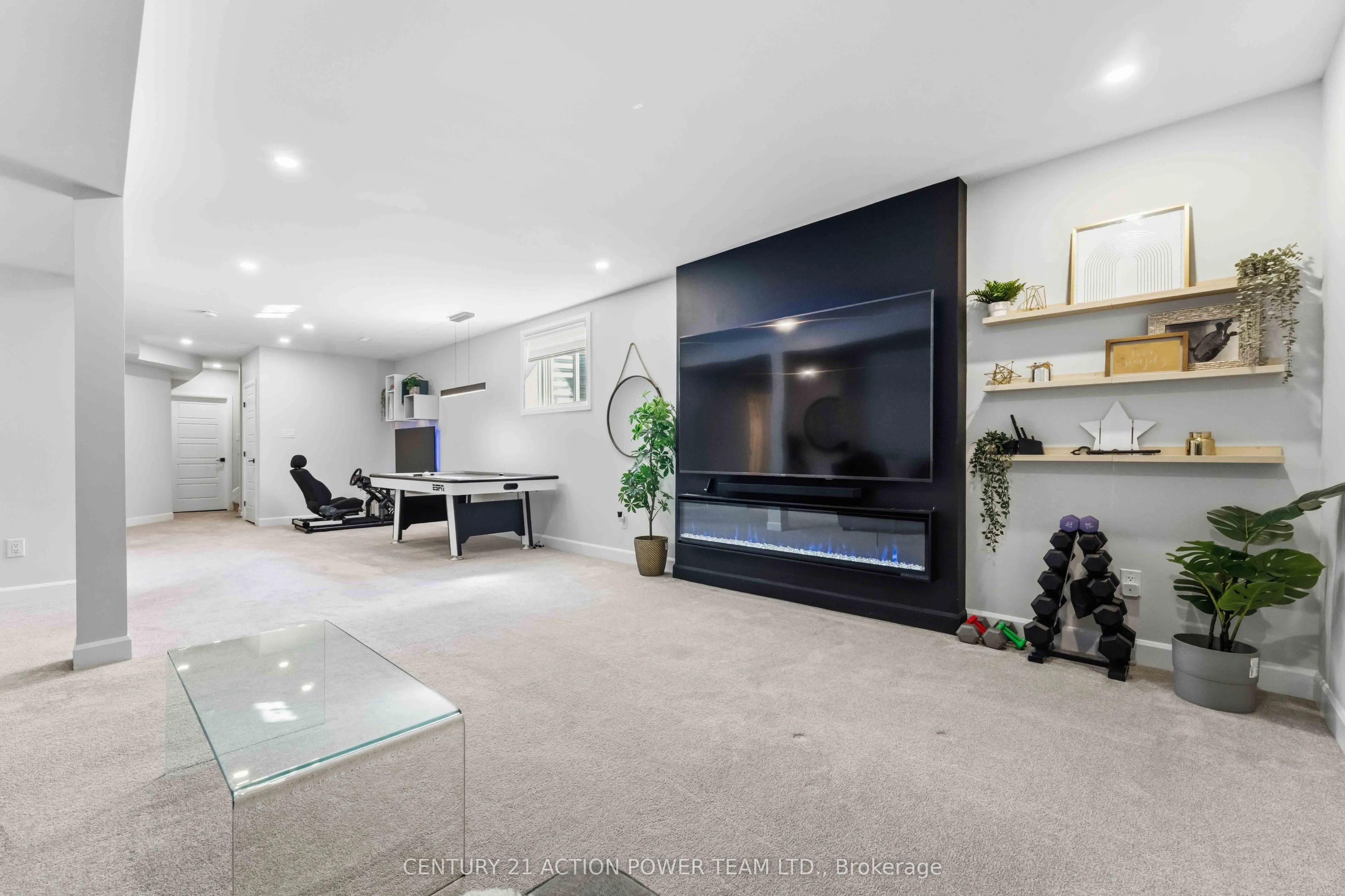 644 Moonflower Crescent