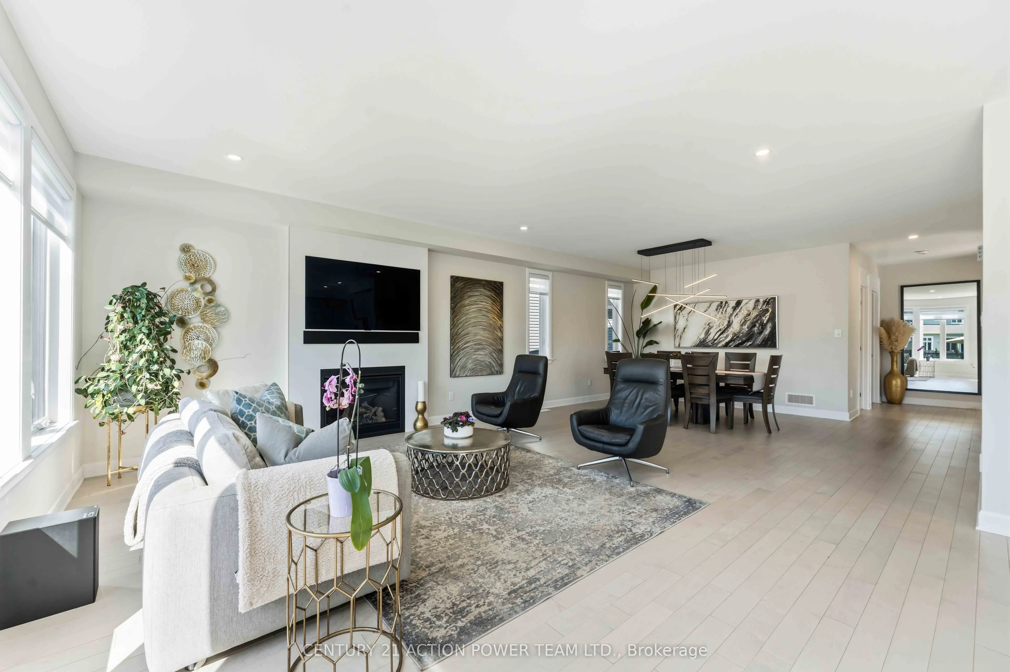 644 Moonflower Crescent
