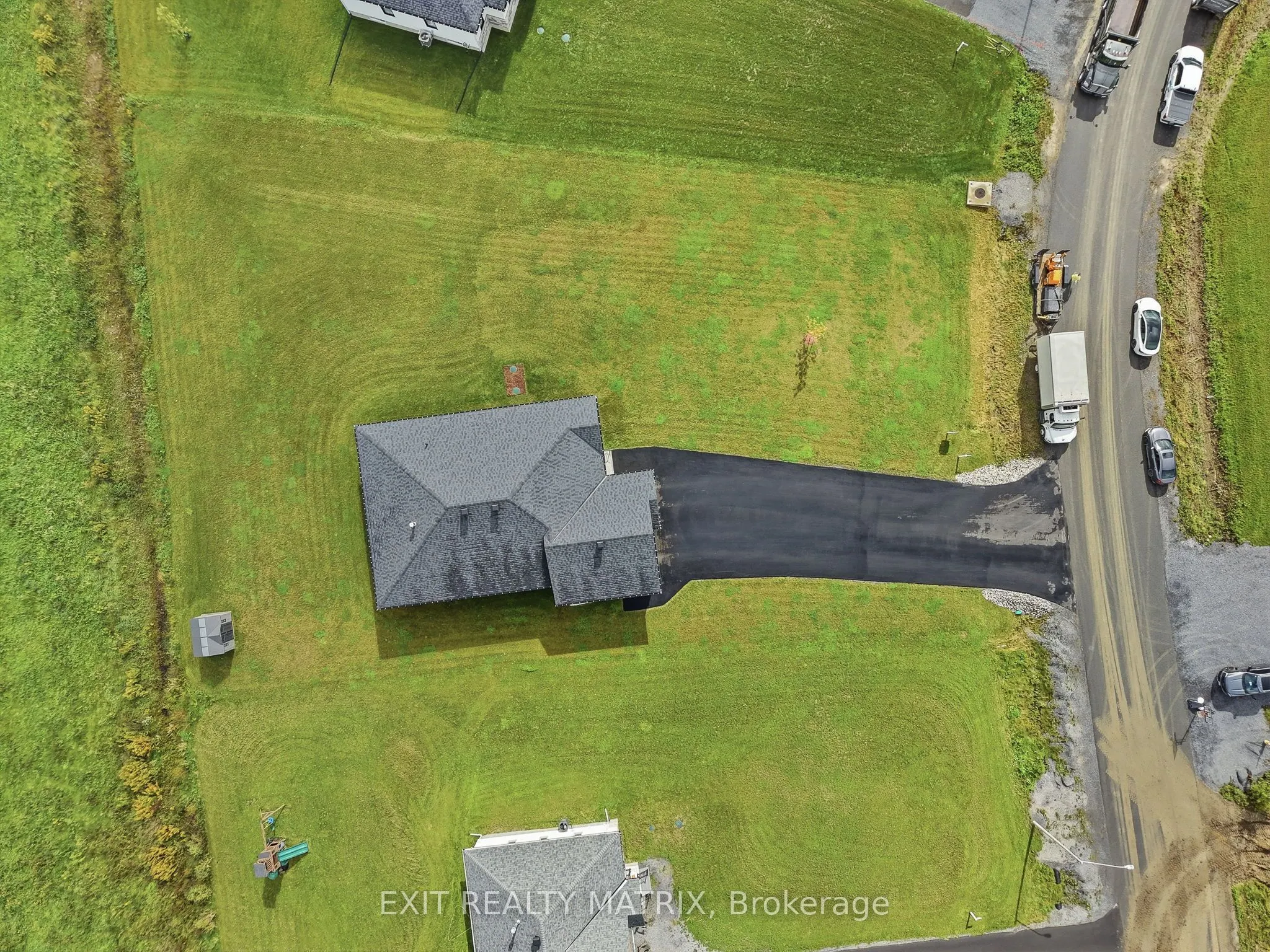 256 Trudeau Crescent