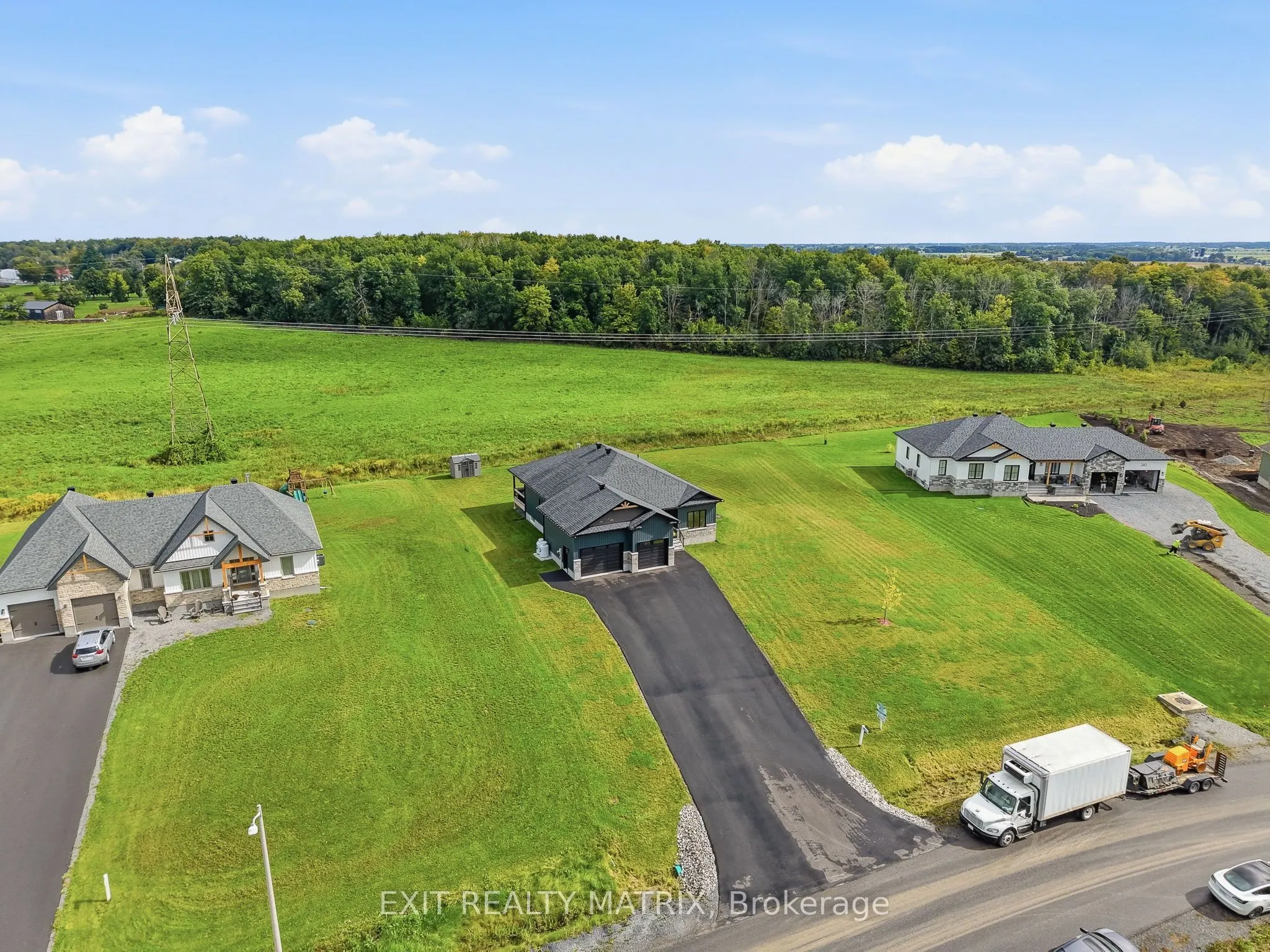 256 Trudeau Crescent