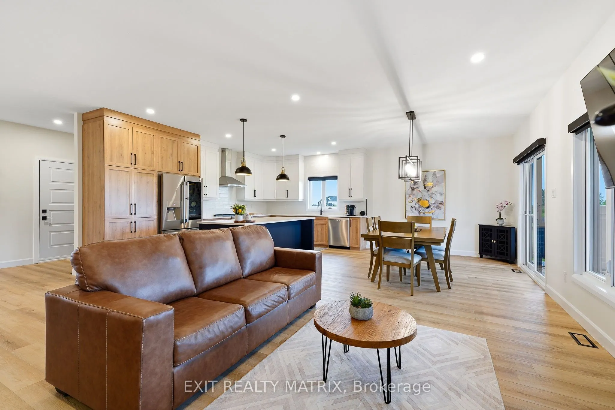 256 Trudeau Crescent