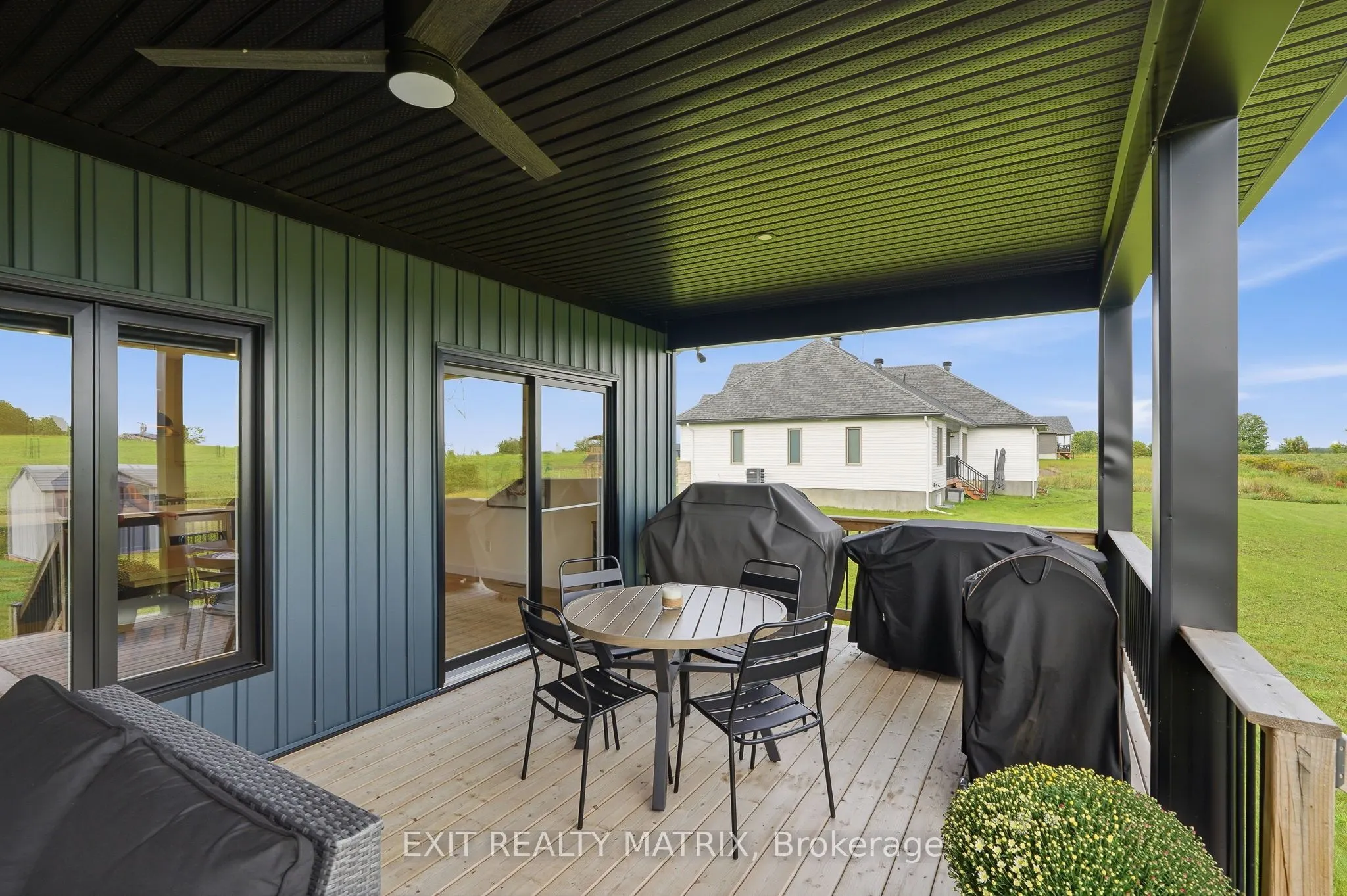 256 Trudeau Crescent