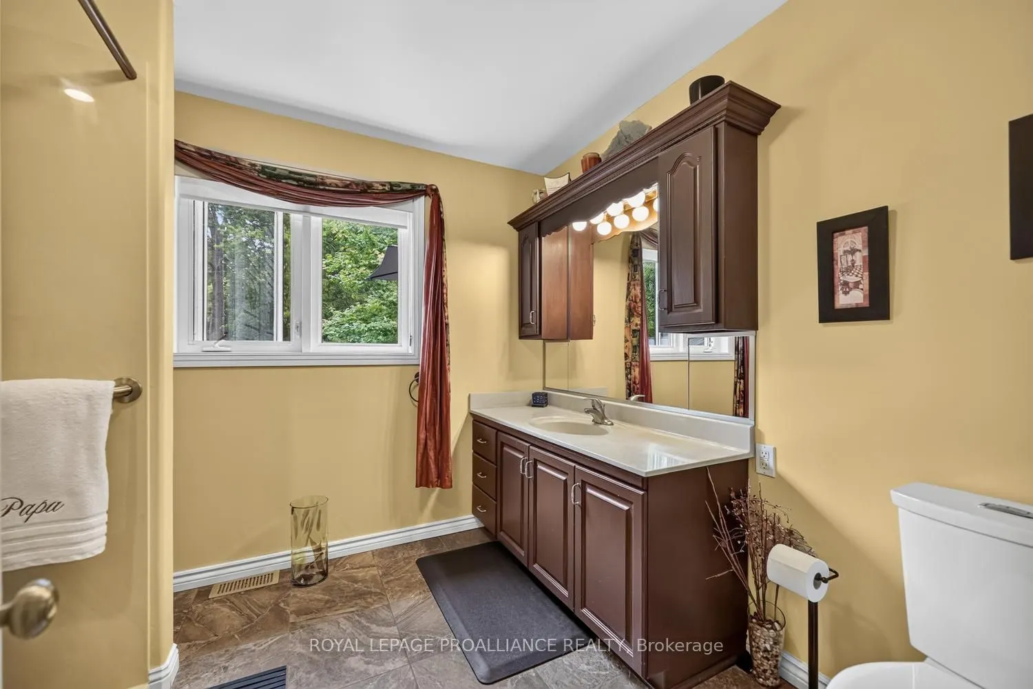 132 Kingston Crescent