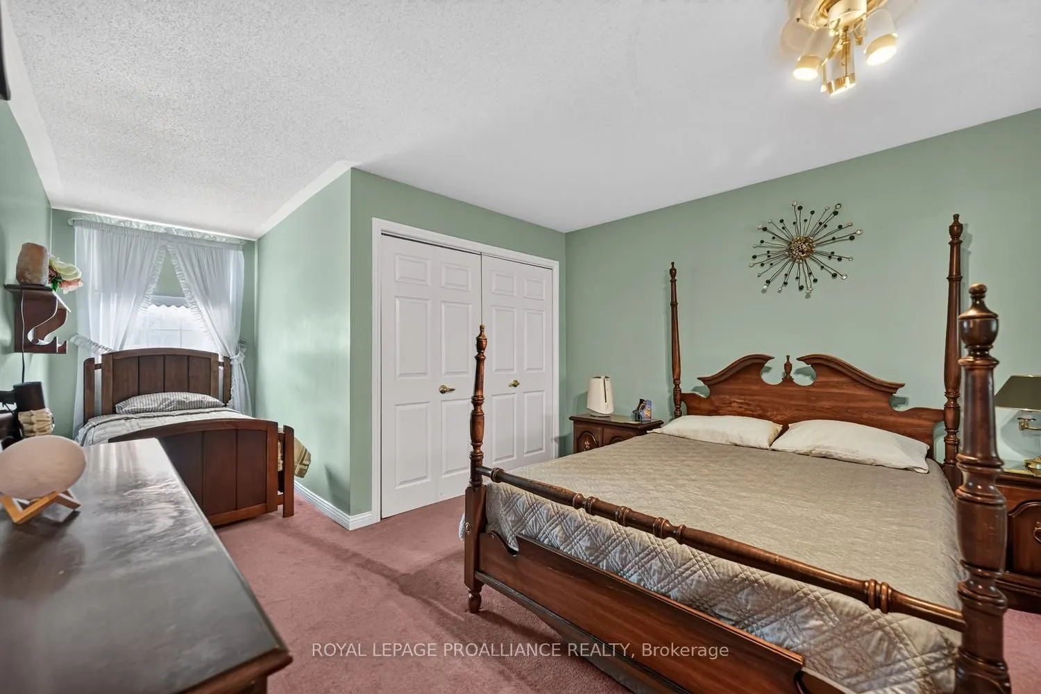 132 Kingston Crescent