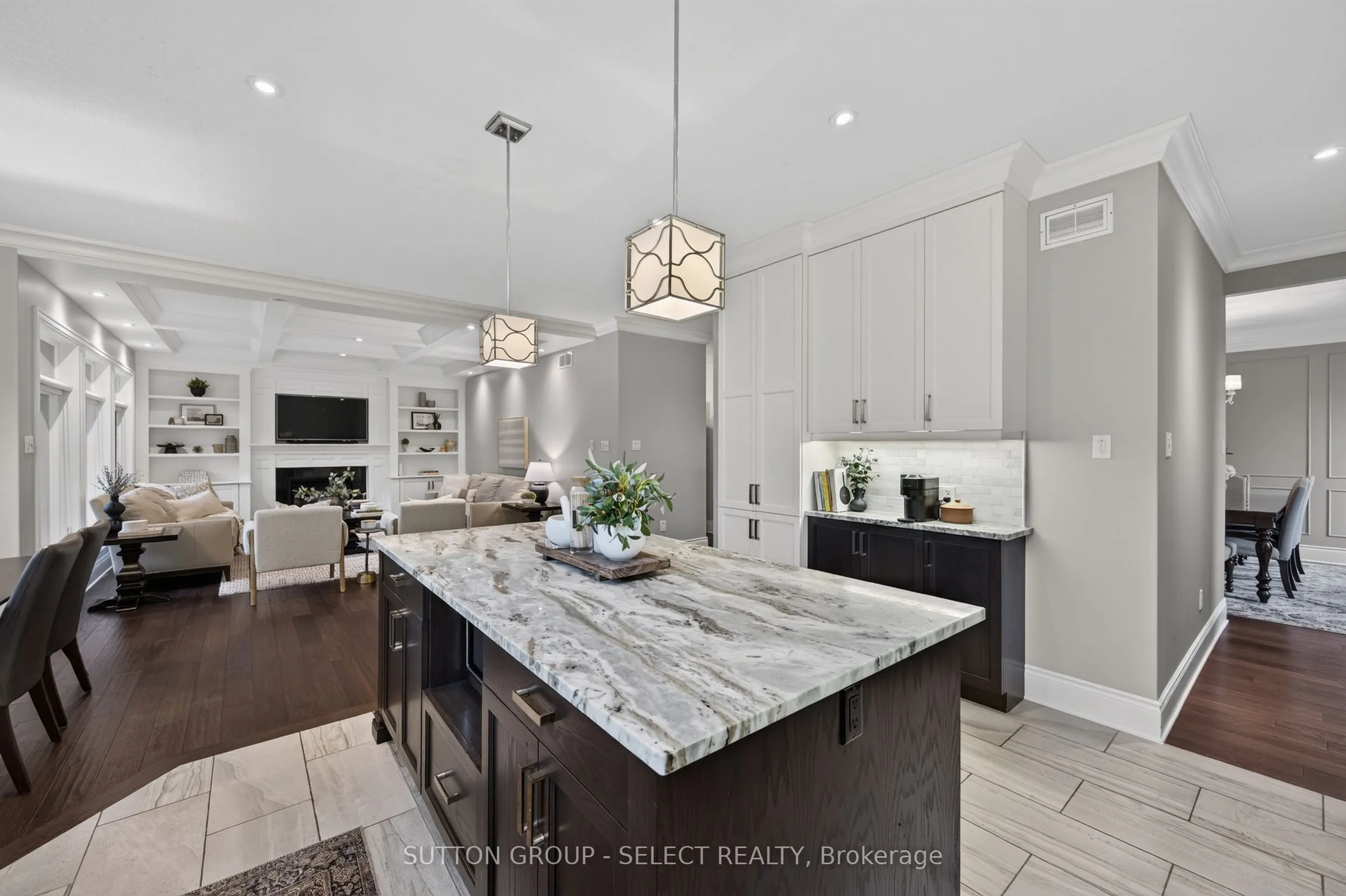 881 Foxcreek Road