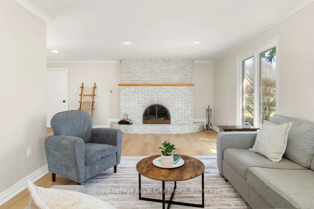 8397 Wellington 22 Road