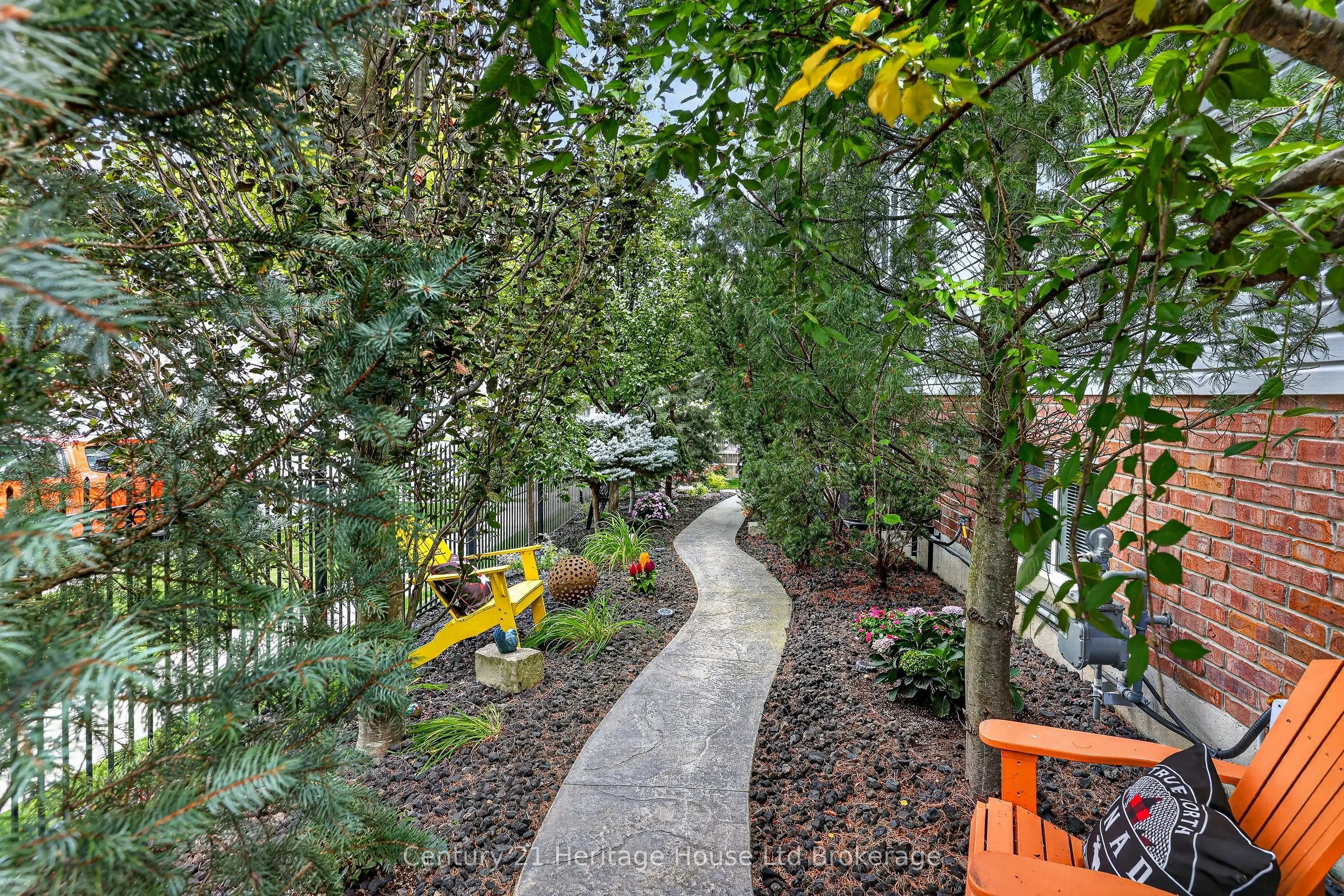 514 Parrott Place