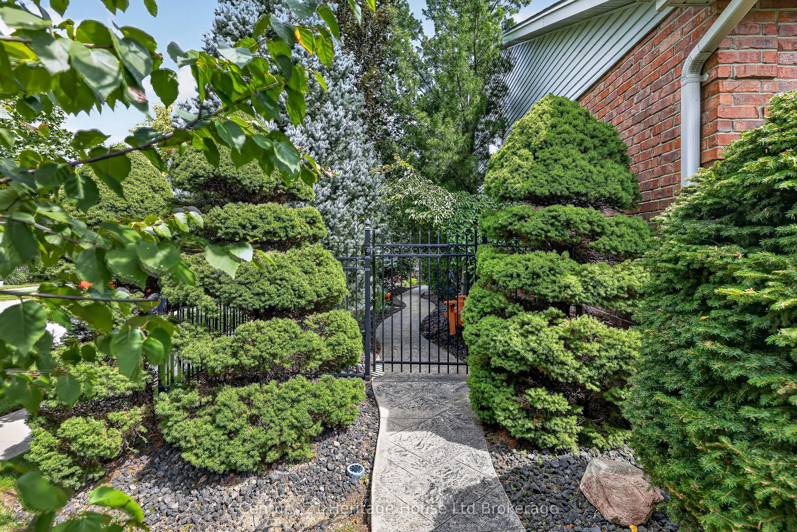 514 Parrott Place