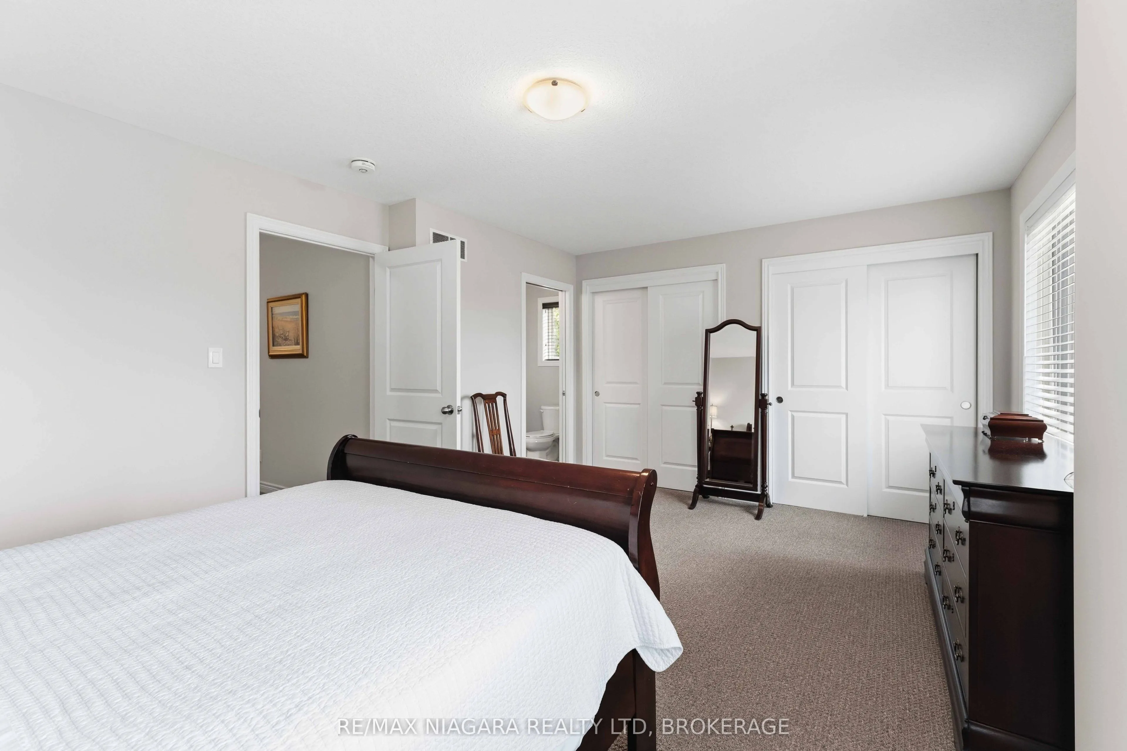 23B Bloomfield Avenue