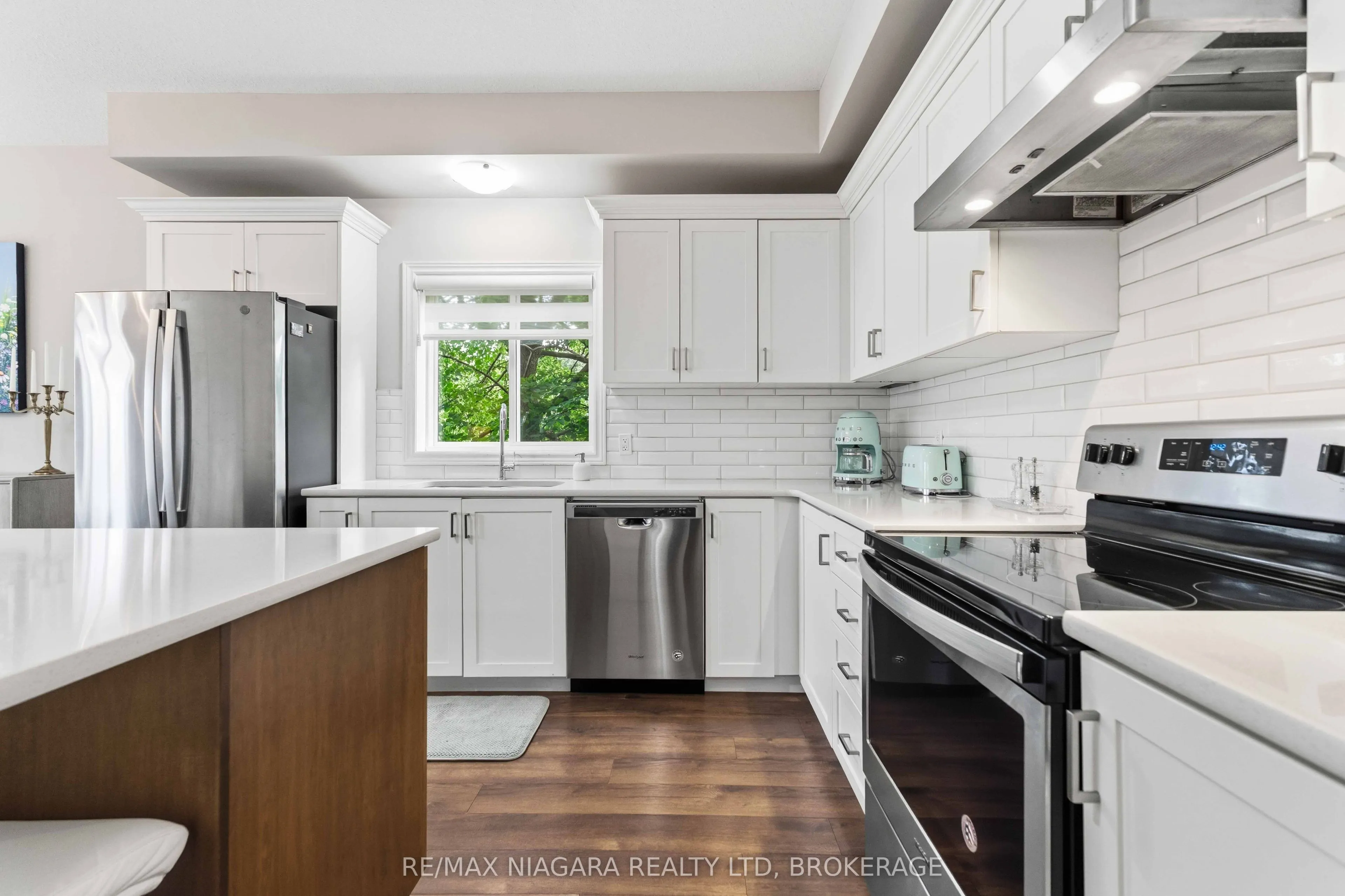 23B Bloomfield Avenue