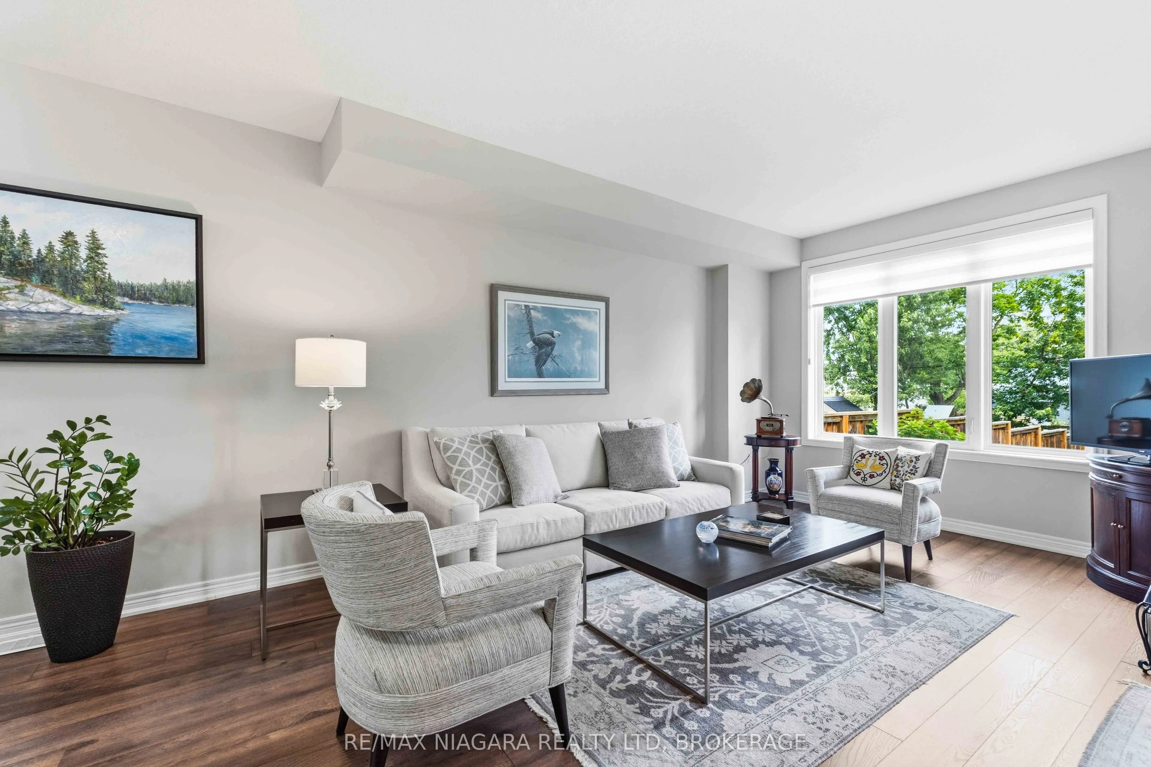 23B Bloomfield Avenue