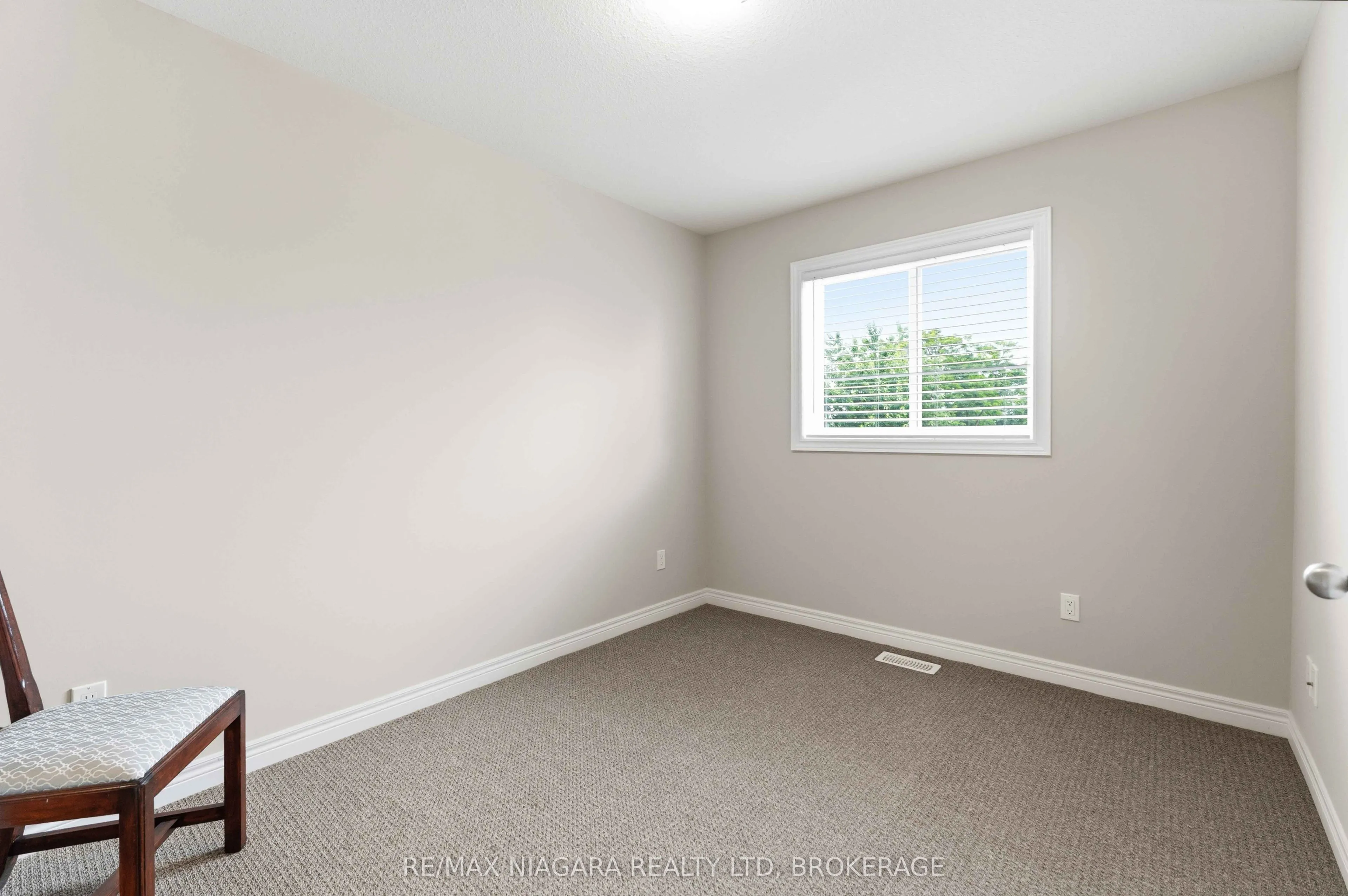 23B Bloomfield Avenue