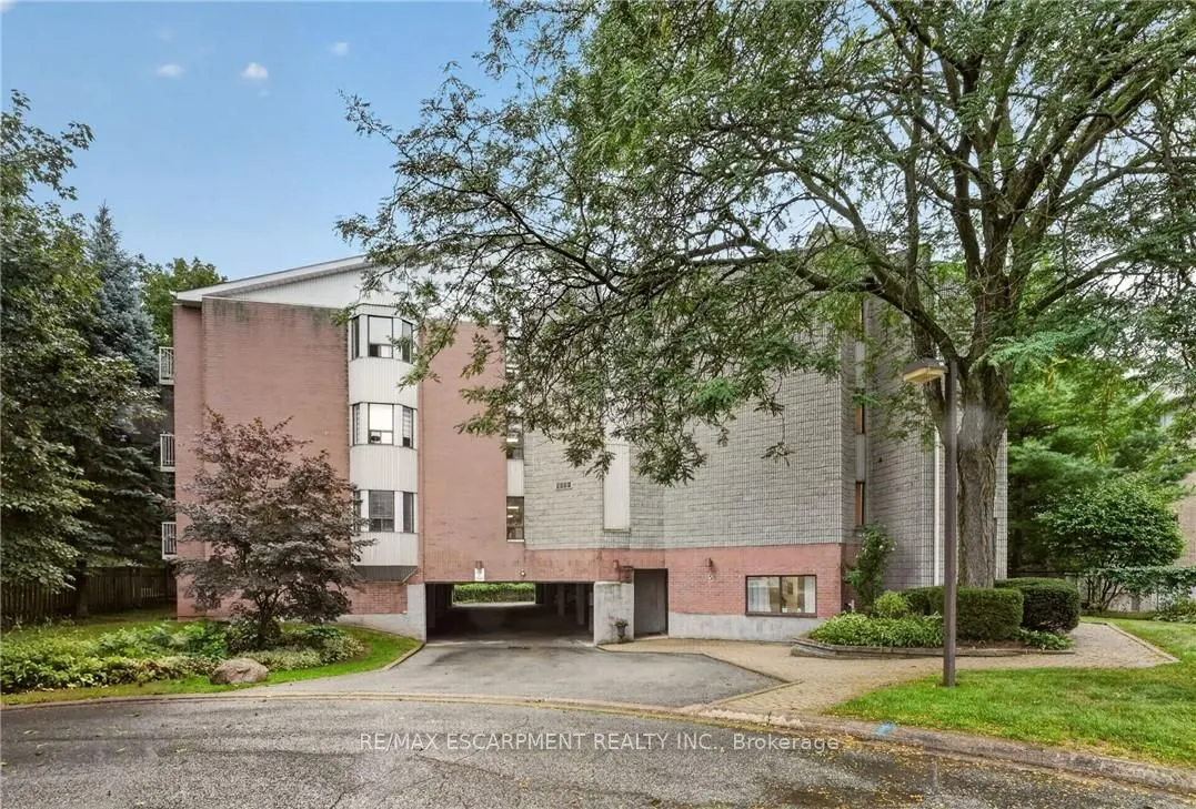 5 Niagara Street #301