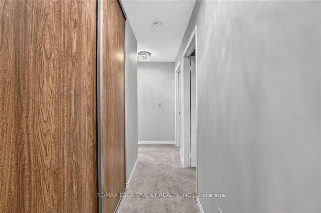 5 Niagara Street #301