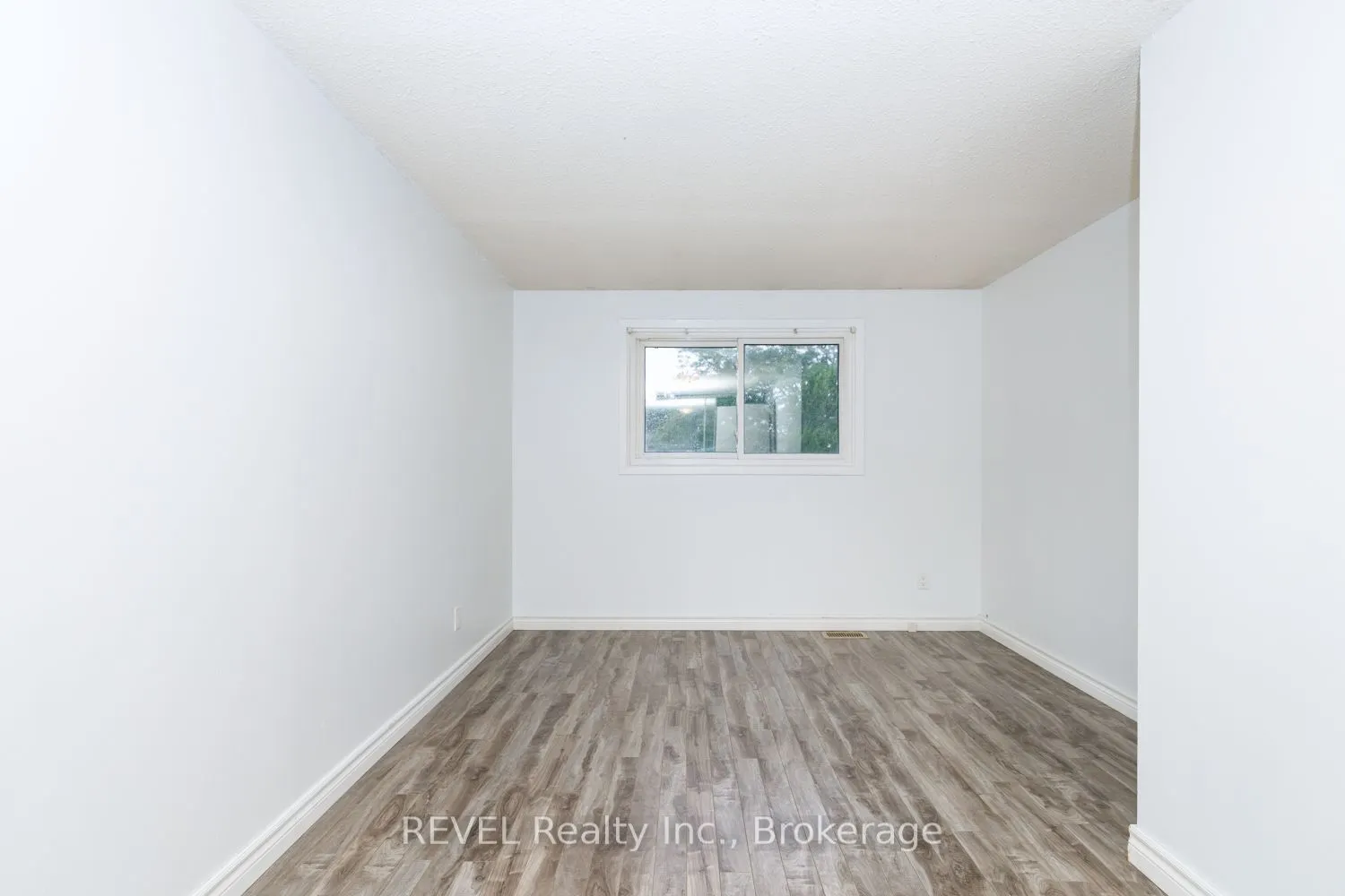 97 Tupper Drive