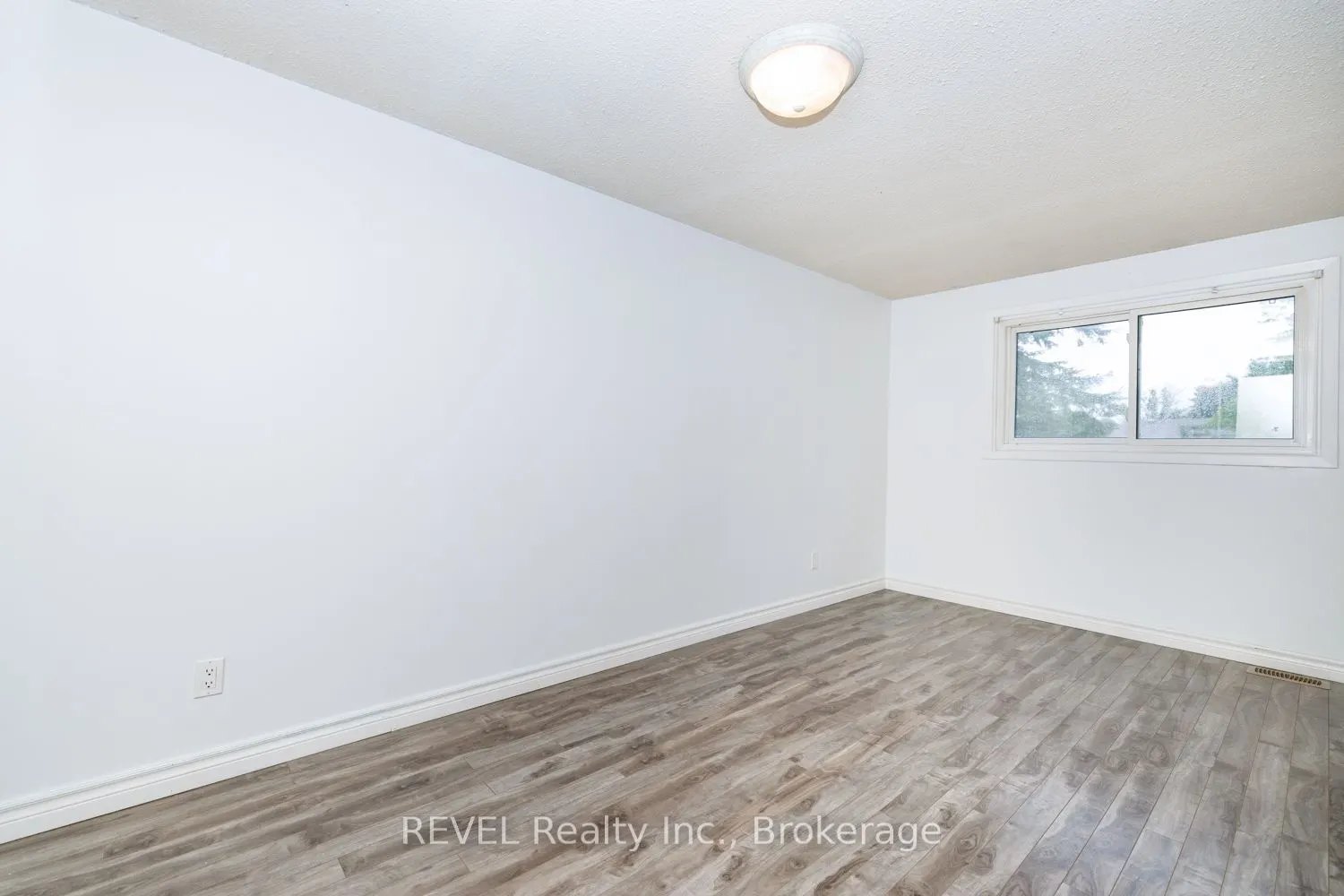 97 Tupper Drive