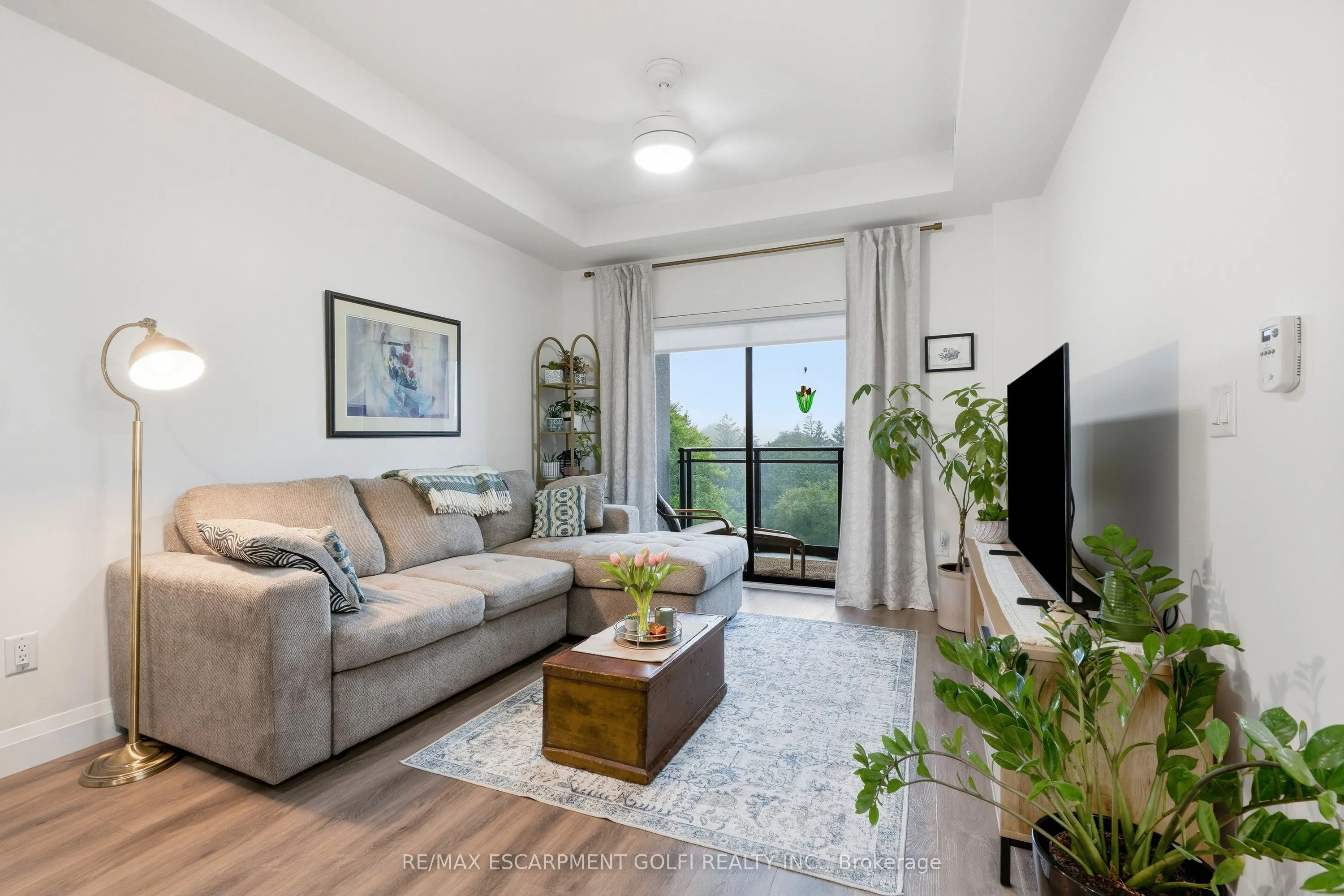 30 Hamilton Street S #501