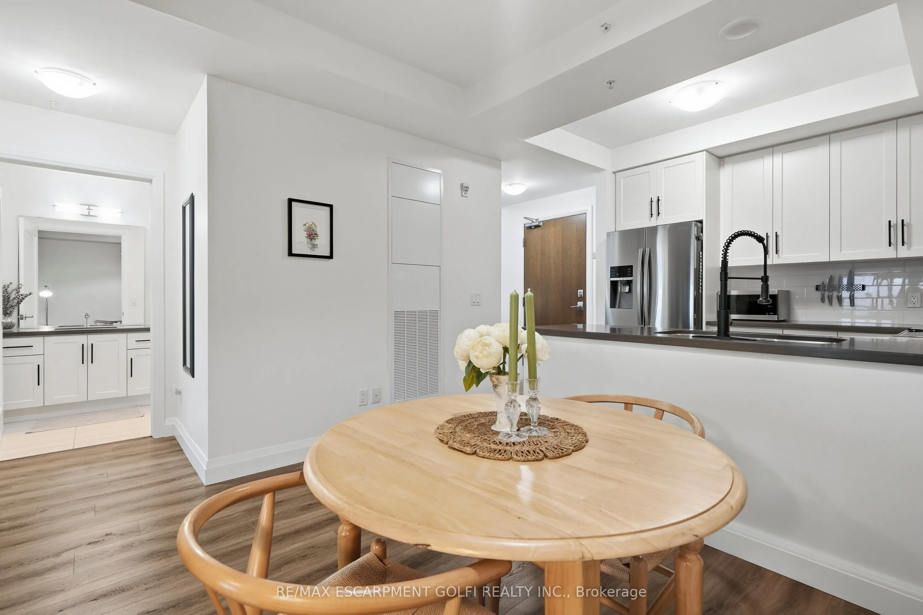 30 Hamilton Street S #501