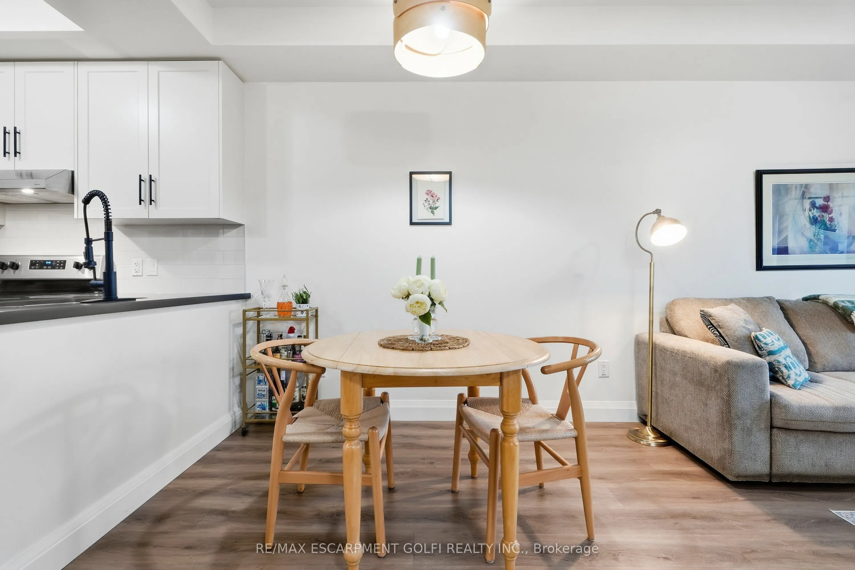 30 Hamilton Street S #501