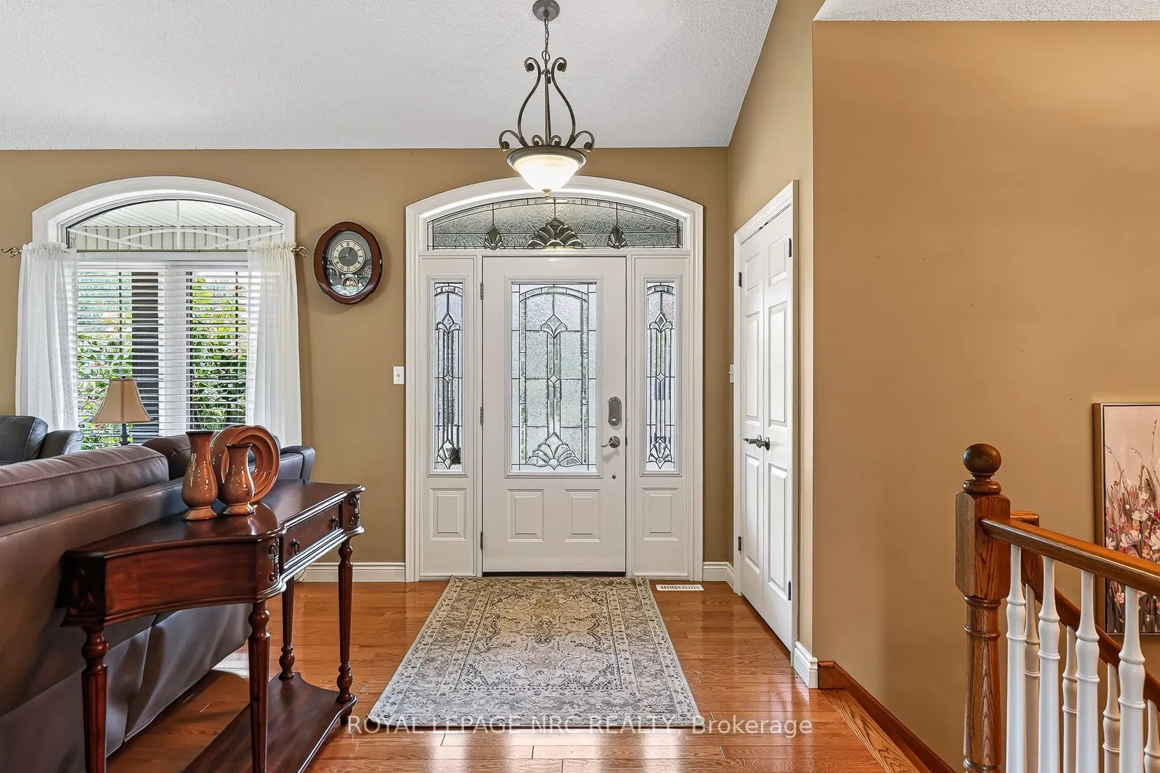 400 Lakeview Drive