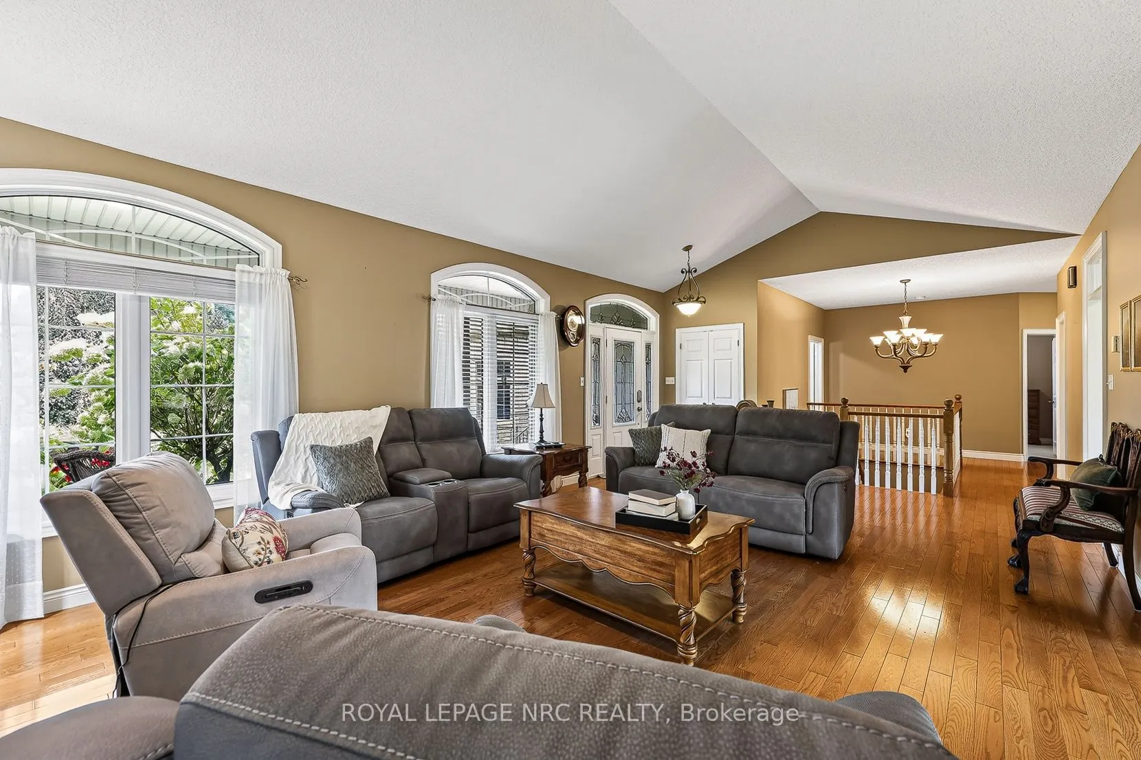 400 Lakeview Drive