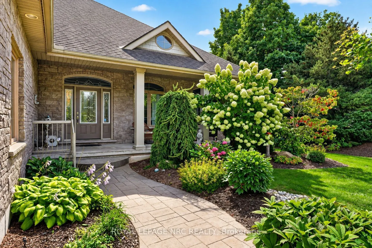400 Lakeview Drive