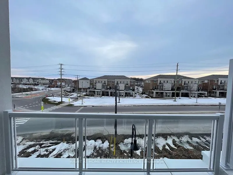 124 Seabrook Road #8