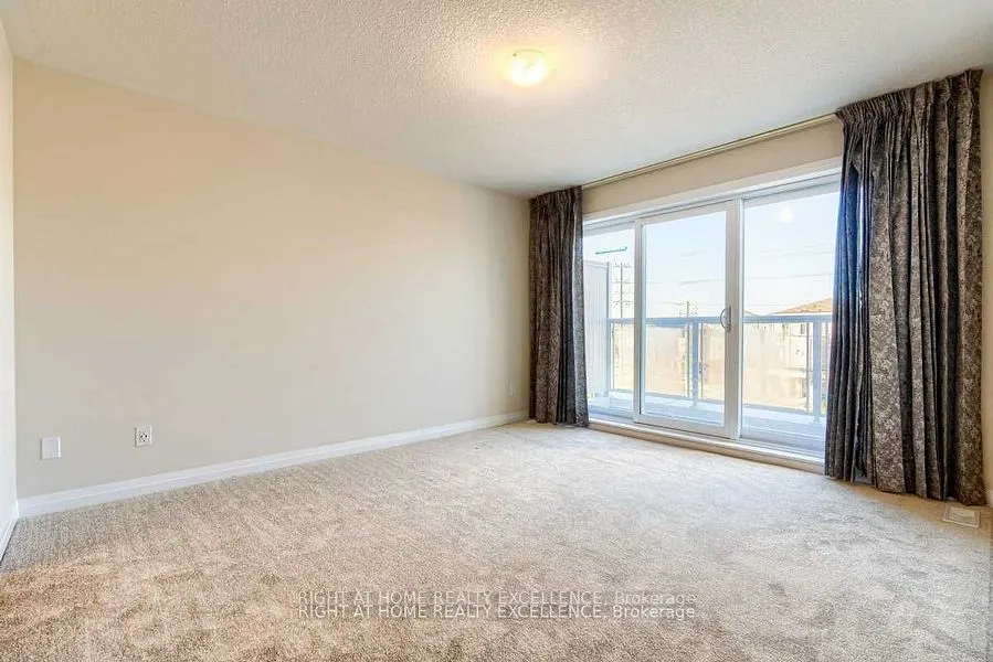 124 Seabrook Road #8