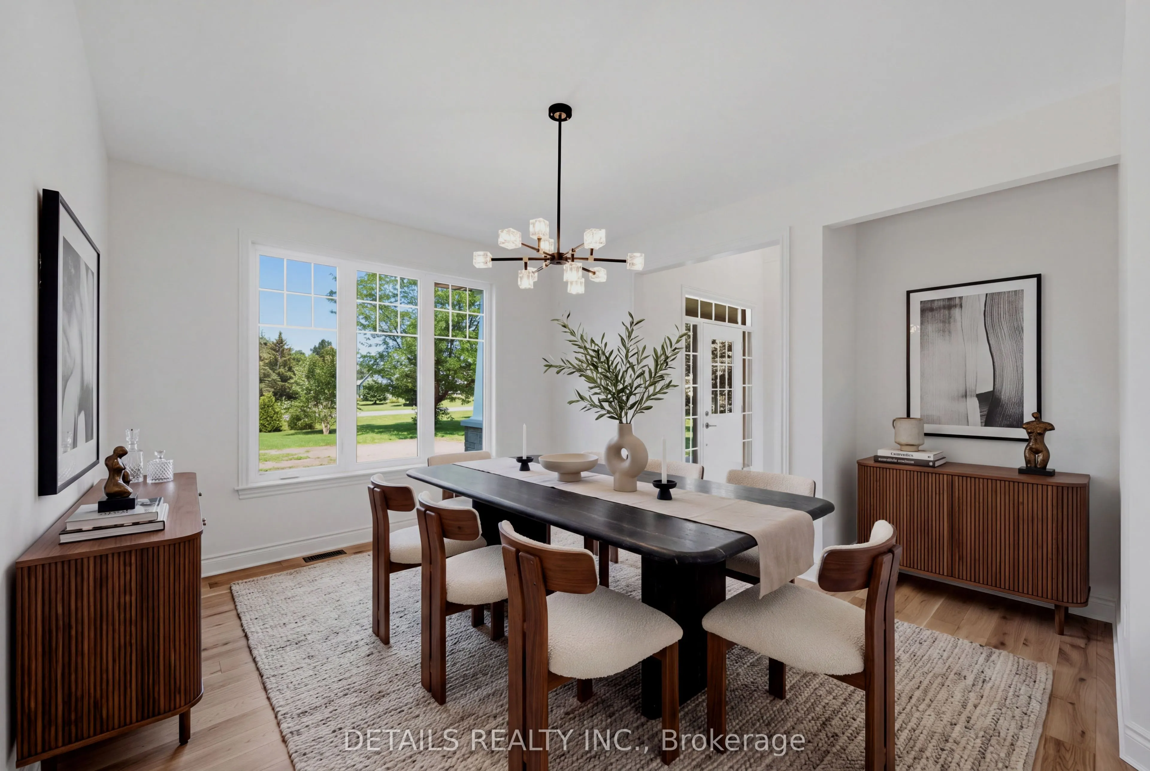 28 Ridingview Crescent