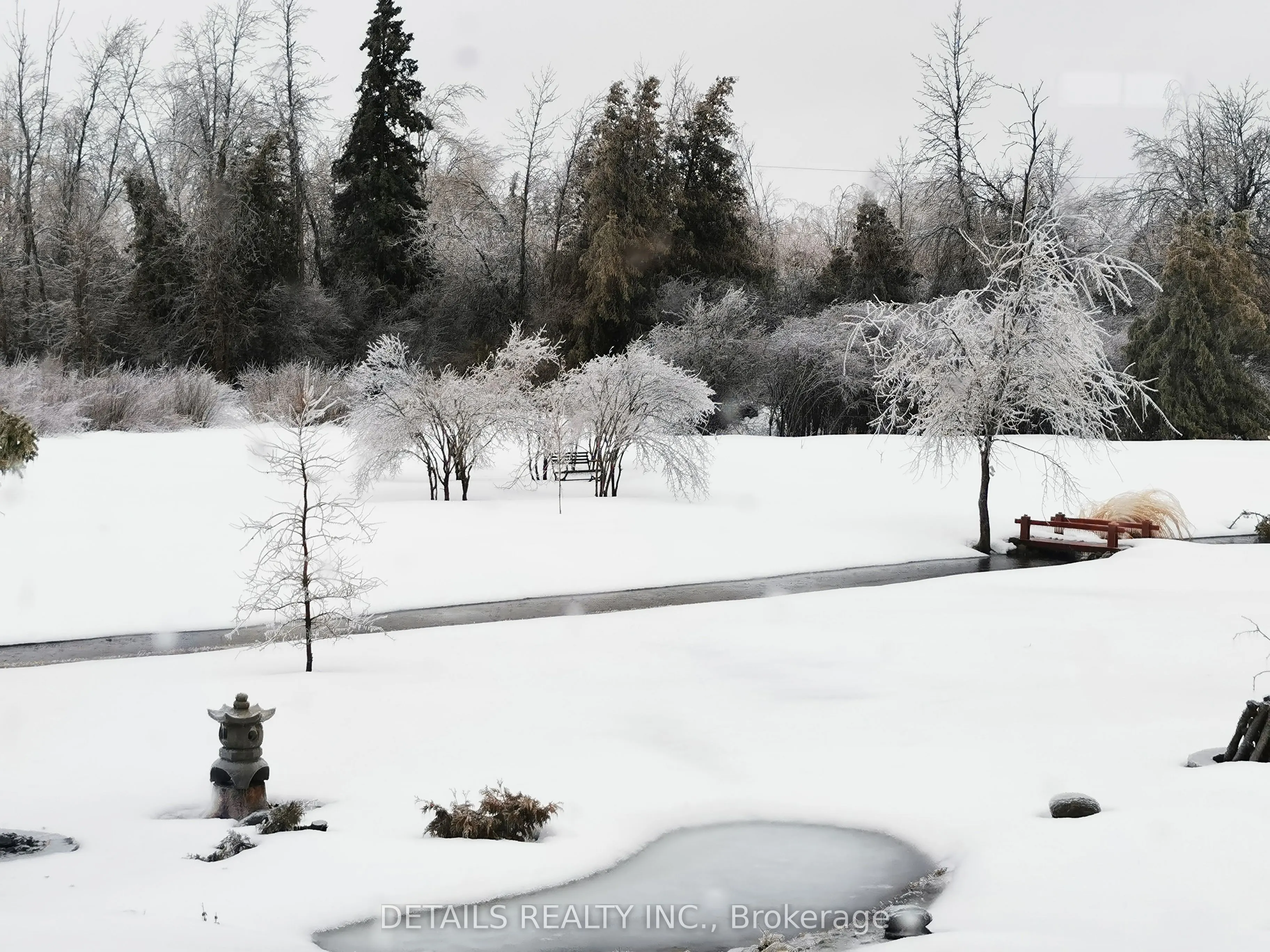 28 Ridingview Crescent