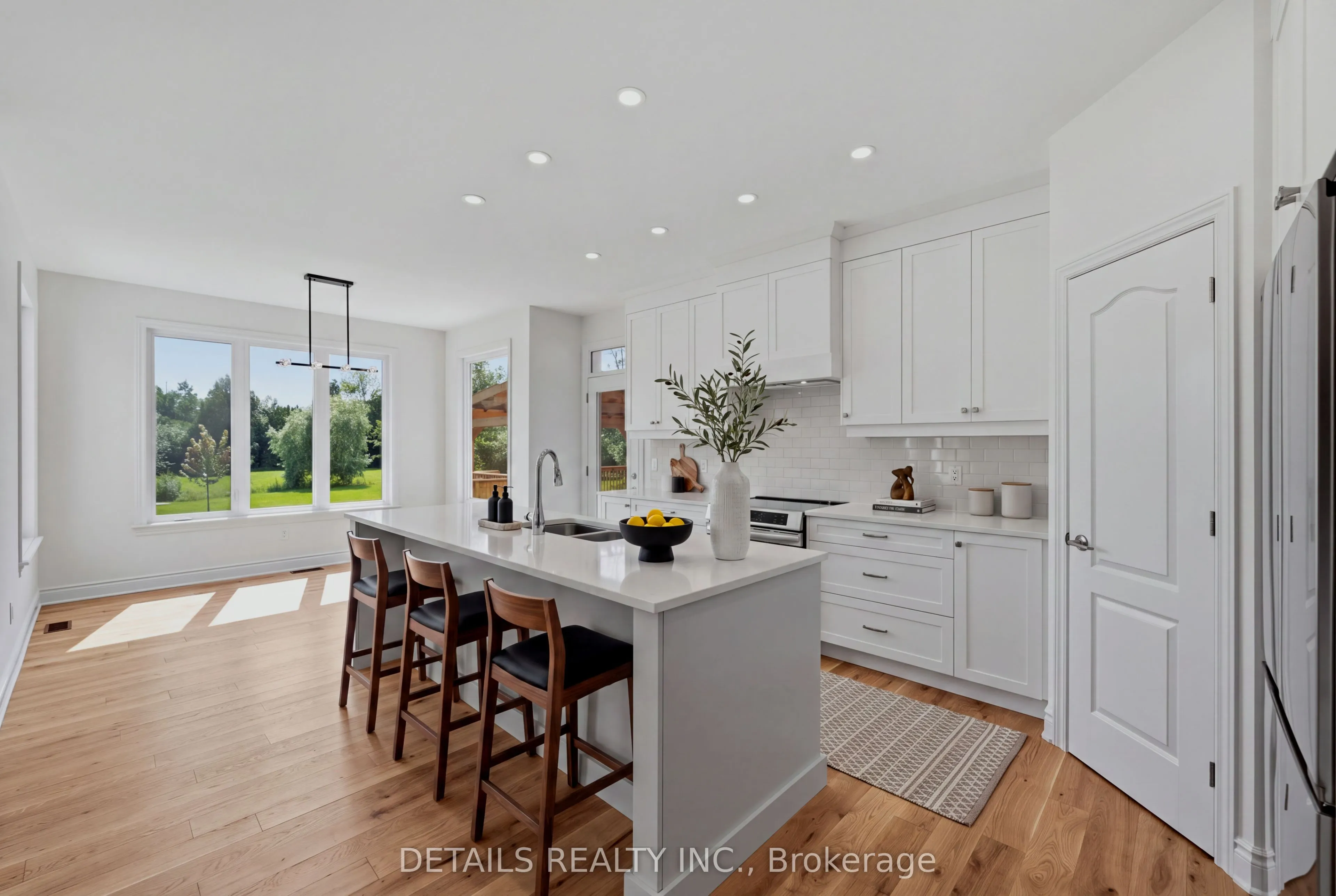 28 Ridingview Crescent