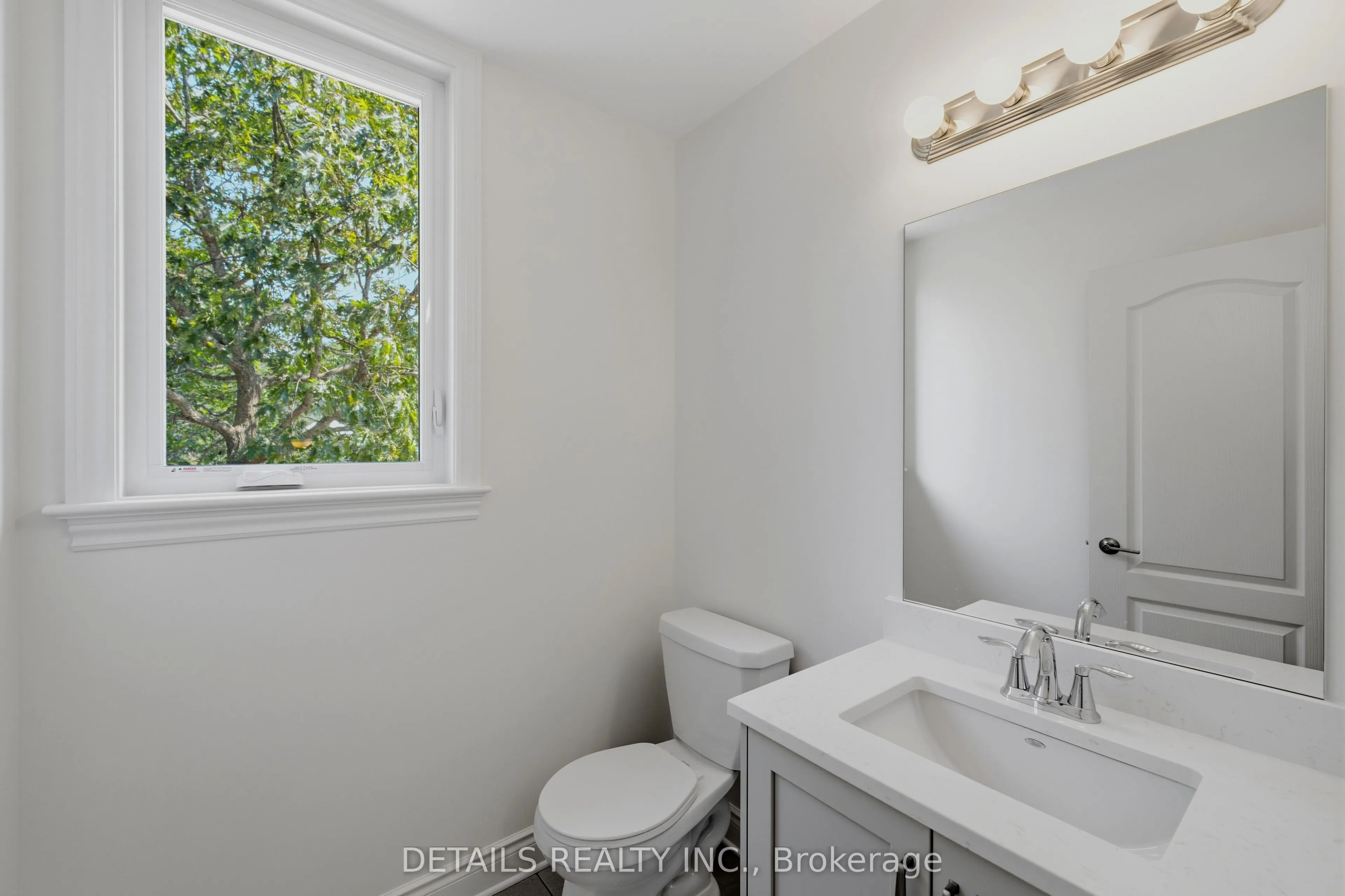 28 Ridingview Crescent
