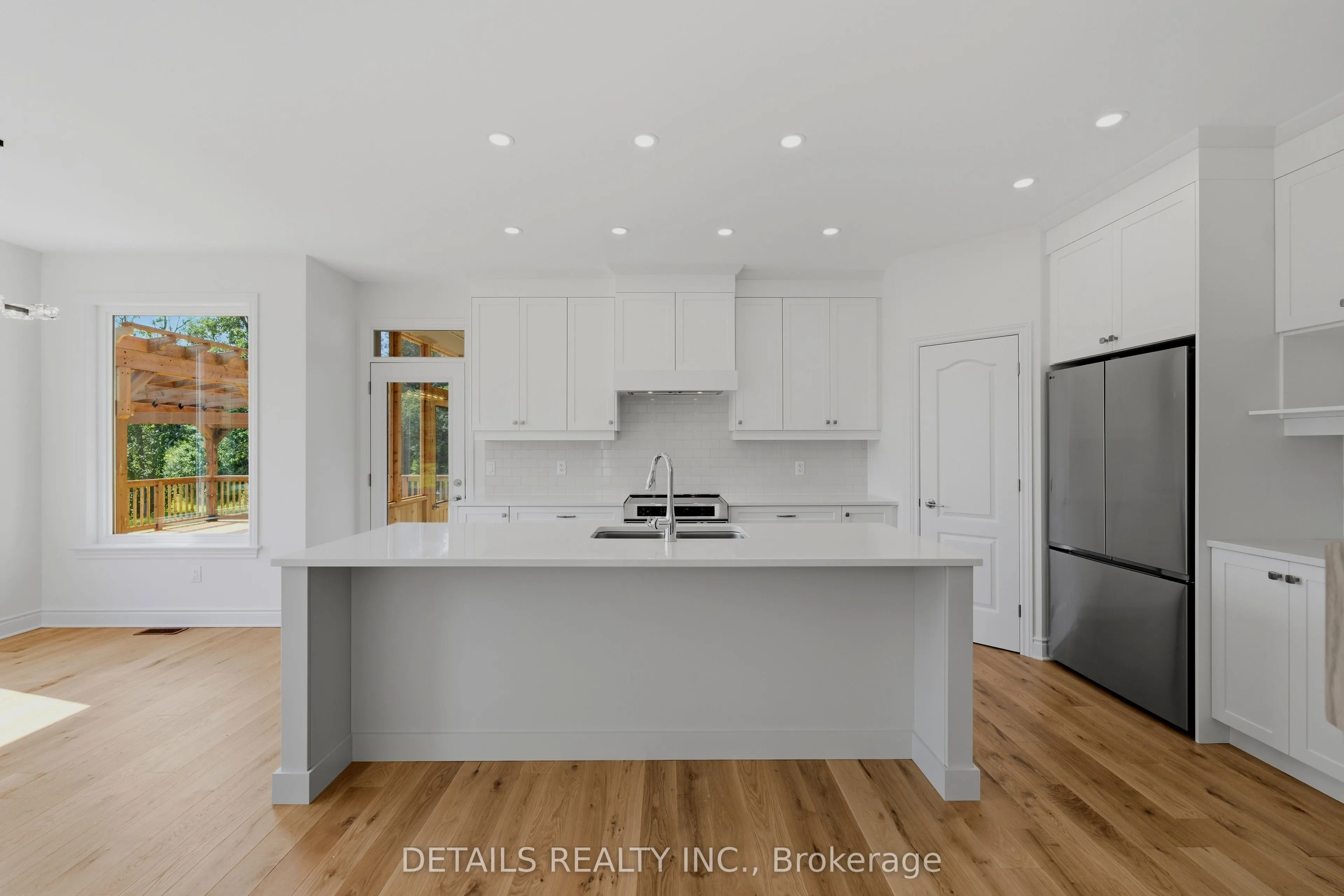 28 Ridingview Crescent