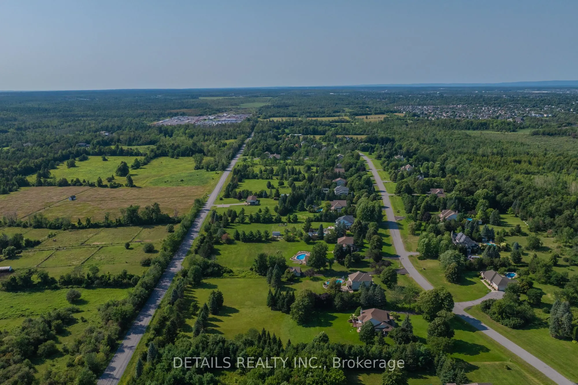 28 Ridingview Crescent