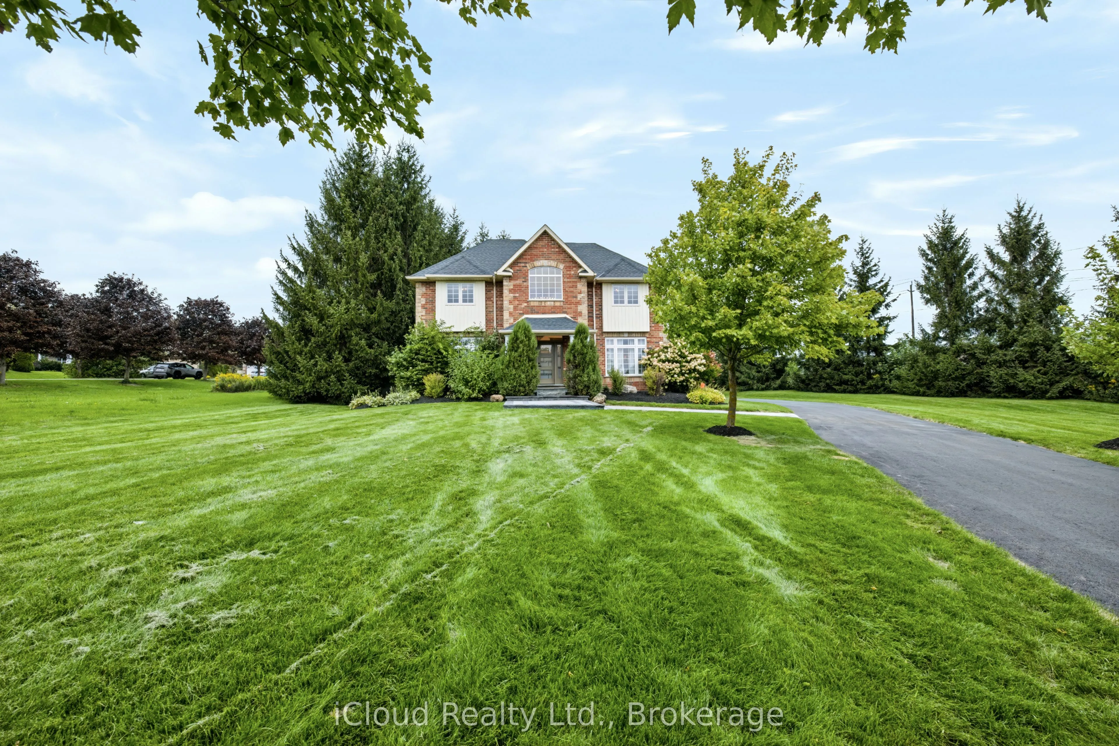 41 Woodland Drive
