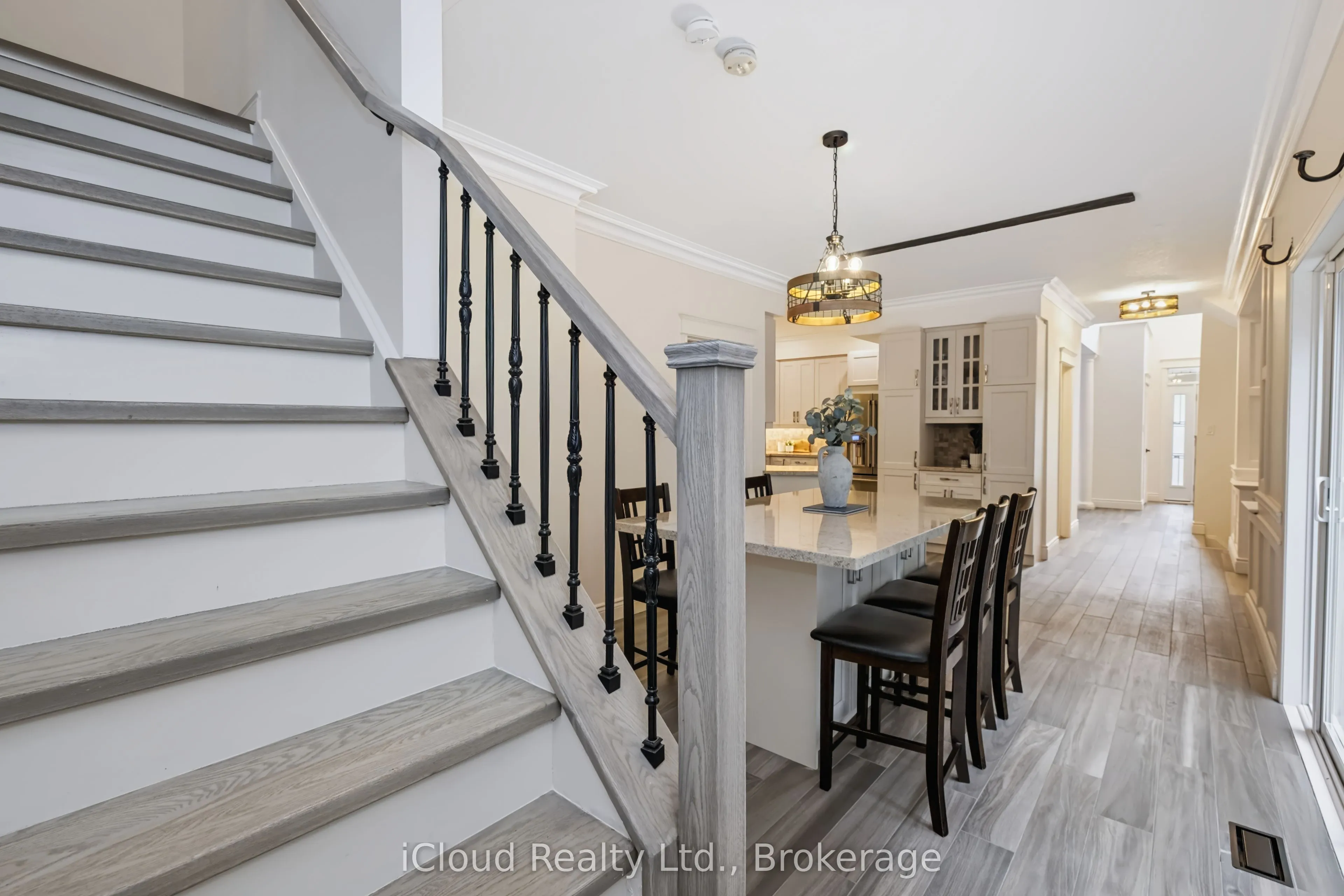 41 Woodland Drive