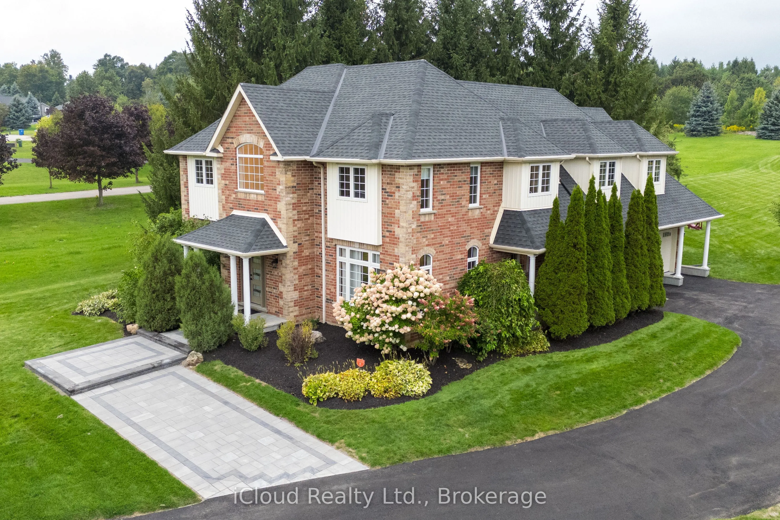 41 Woodland Drive