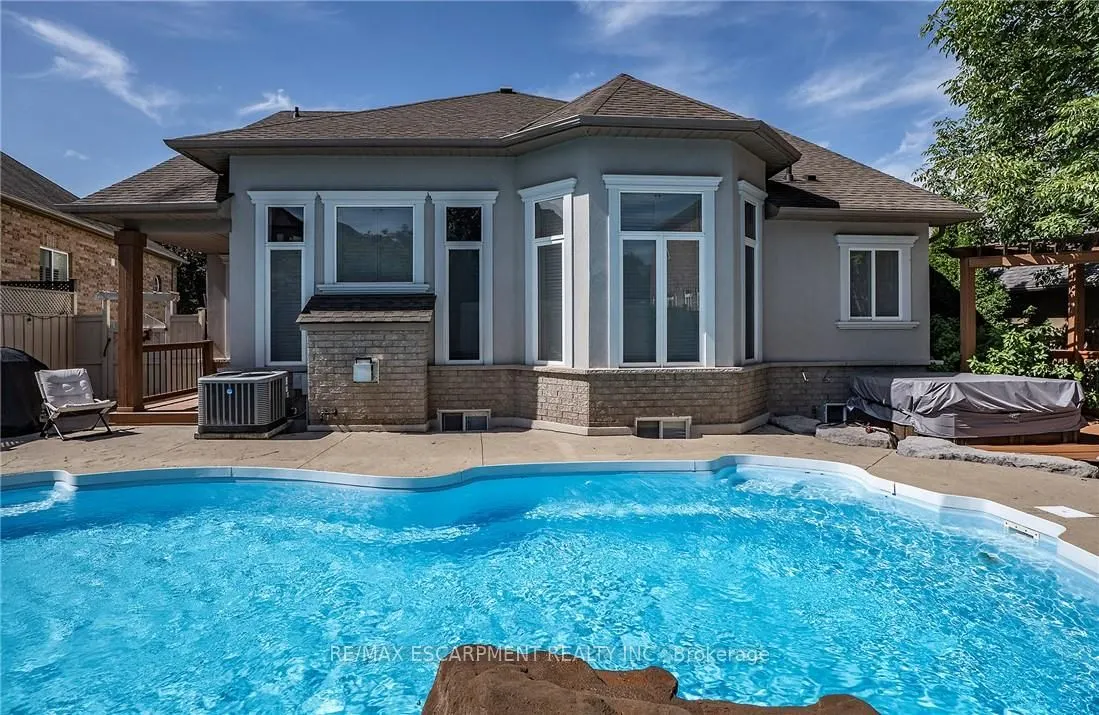 151 Moore Crescent