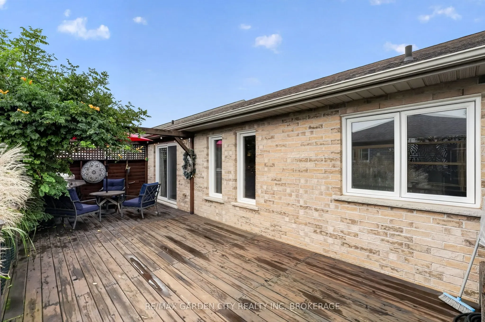 3973 Sunset Lane