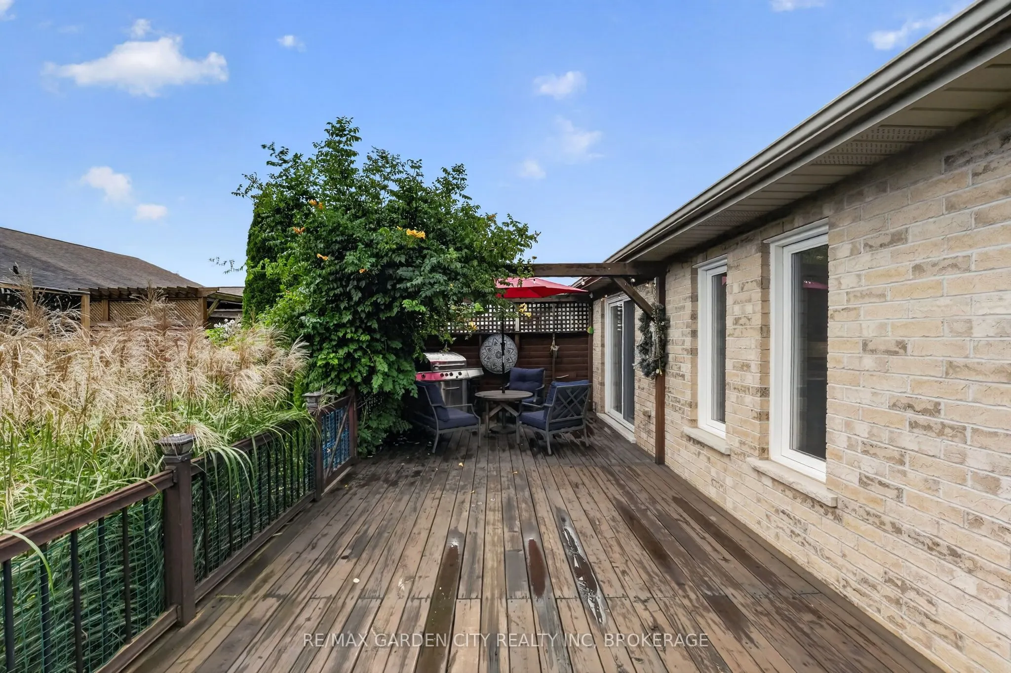3973 Sunset Lane