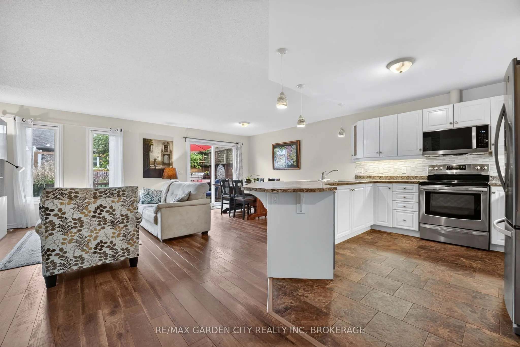 3973 Sunset Lane