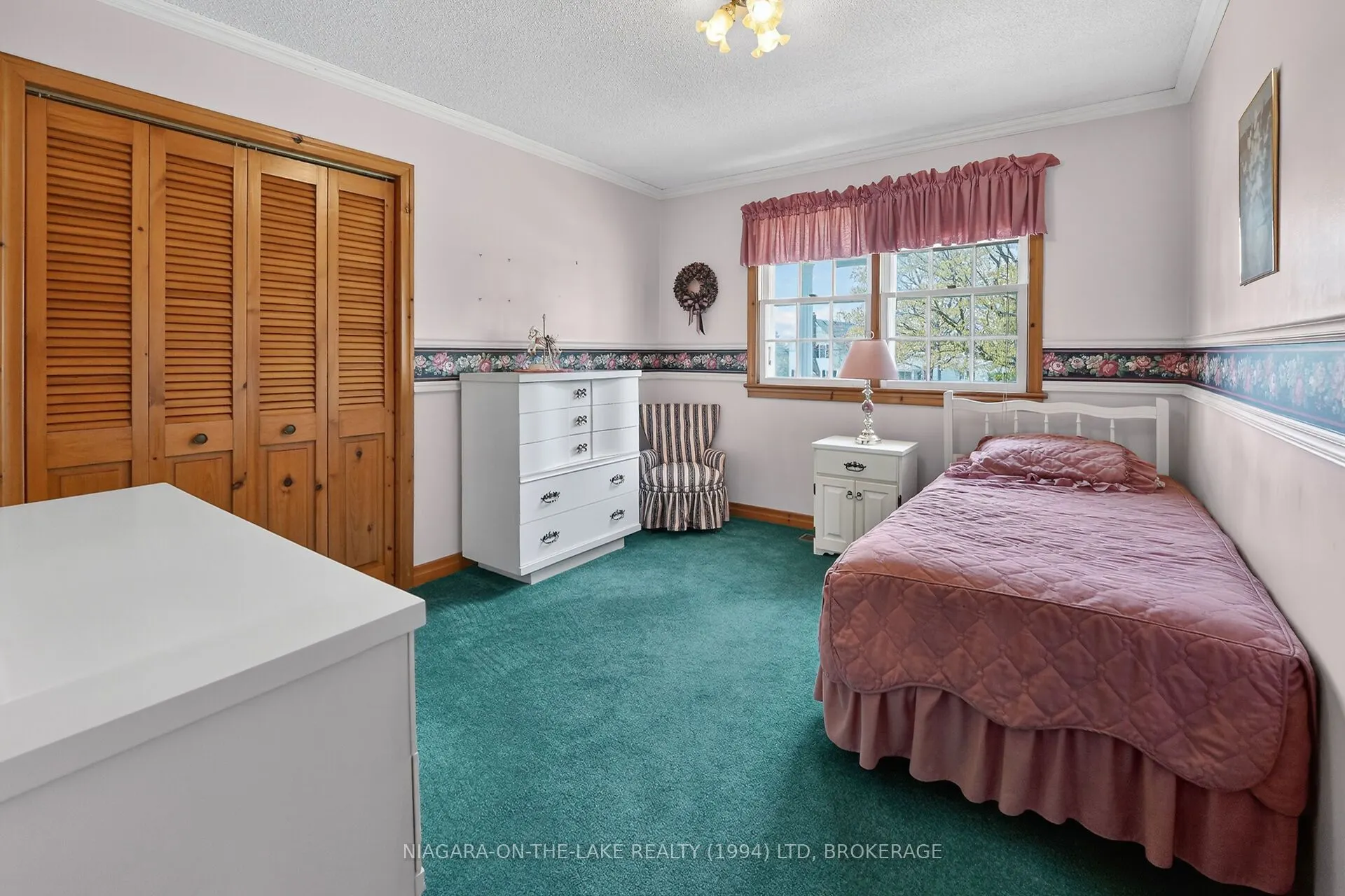 541 Empire Road