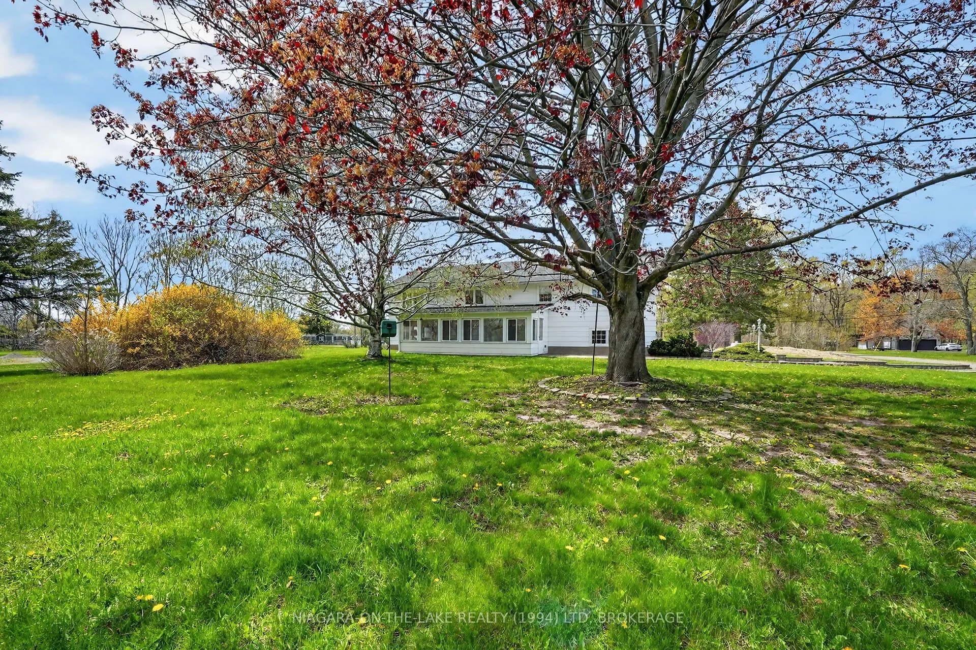 541 Empire Road