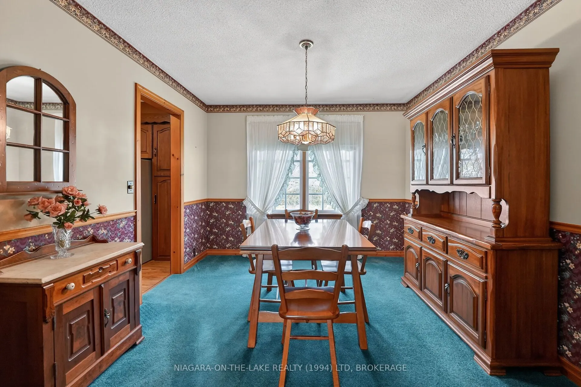 541 Empire Road